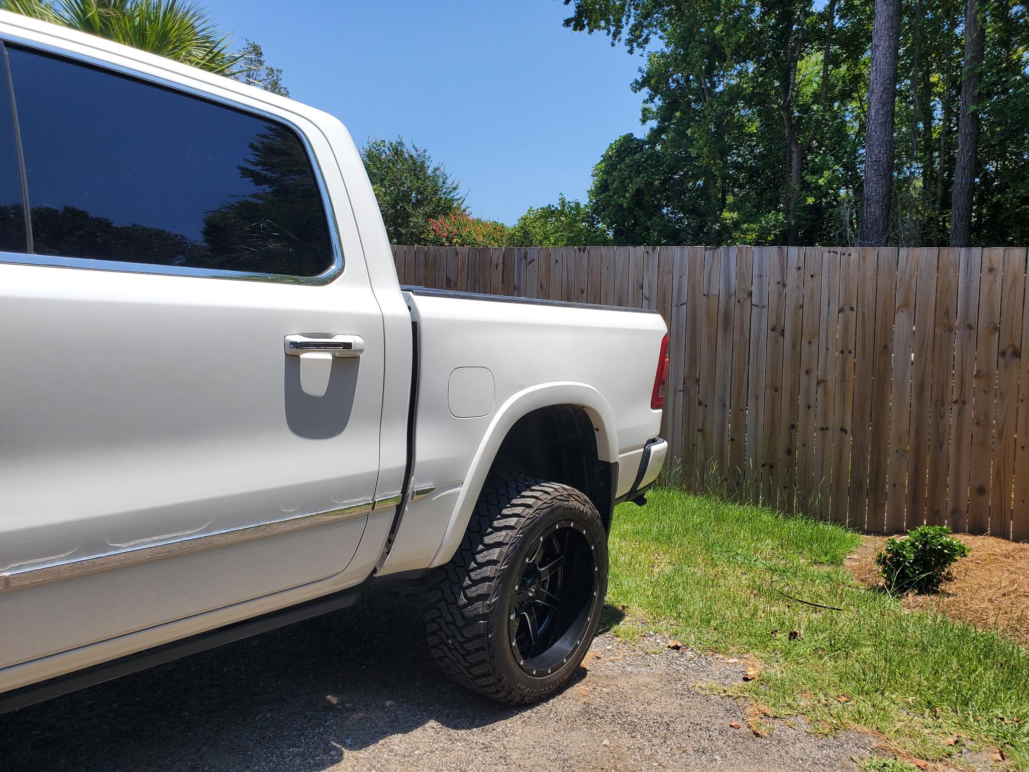 RAM 1500 Limited 4x4 Crew Cab 5'7" Box 2020