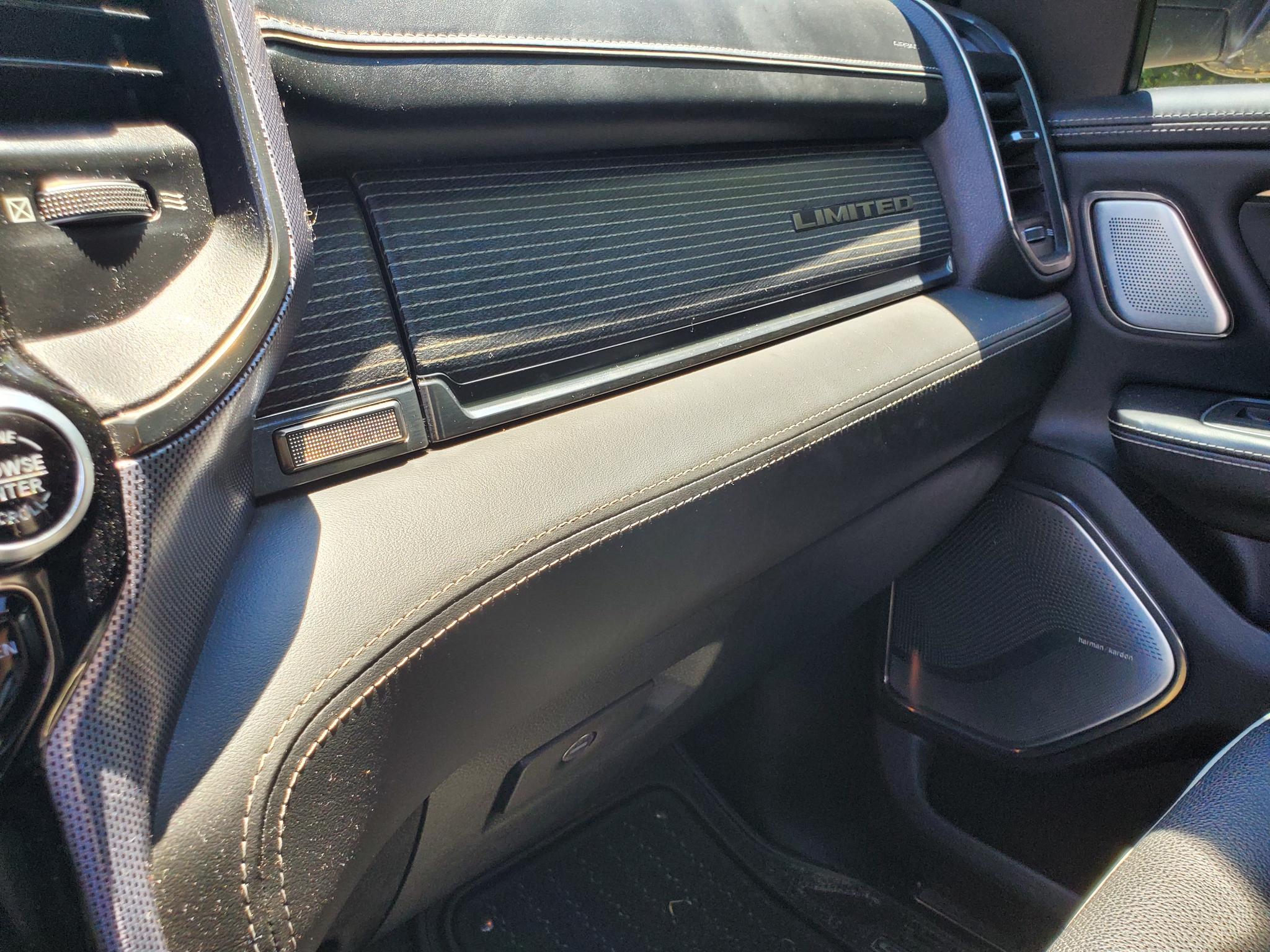 RAM 1500 Limited 4x4 Crew Cab 5'7" Box 2020