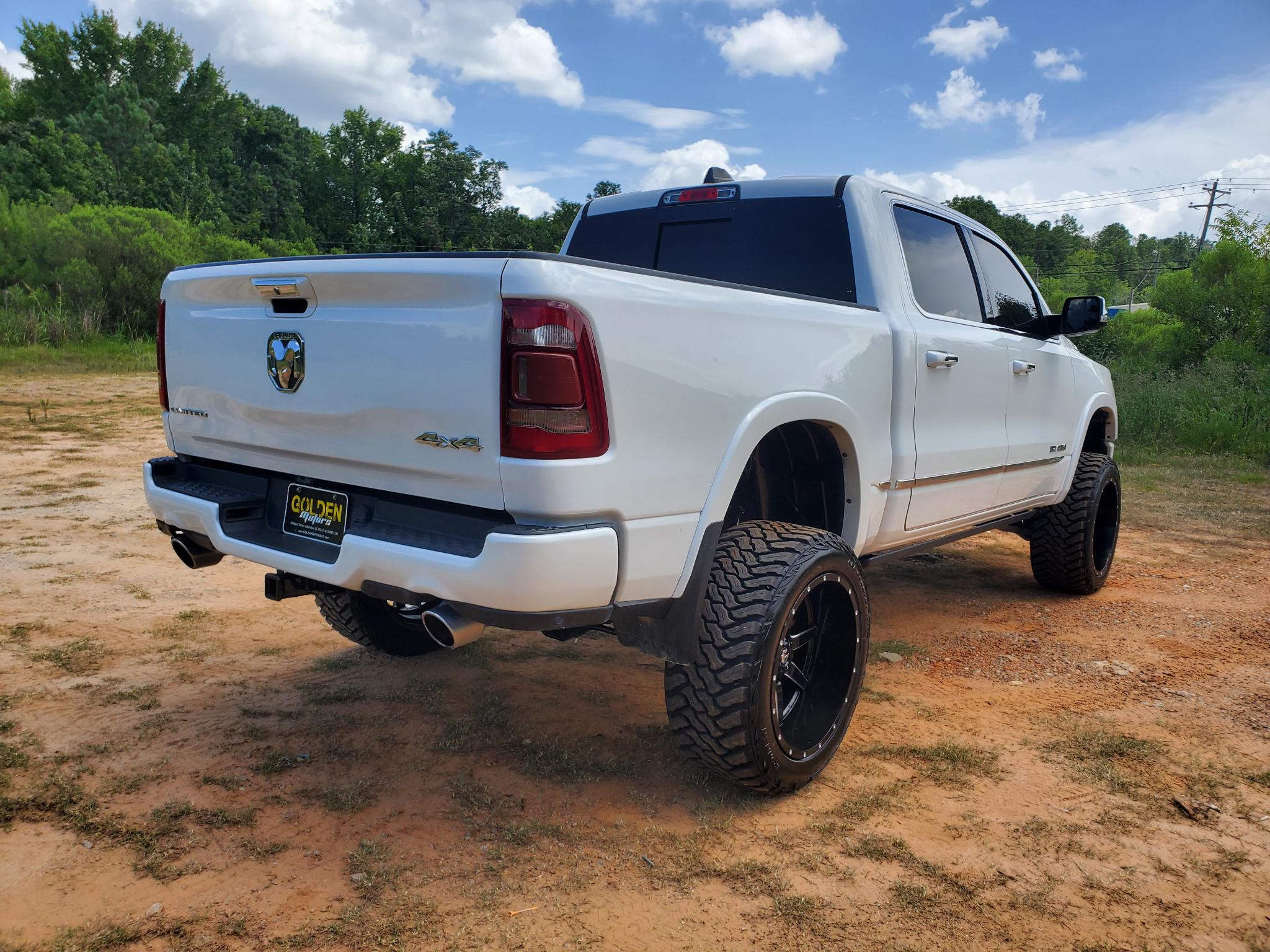 RAM 1500 Limited 4x4 Crew Cab 5'7" Box 2020