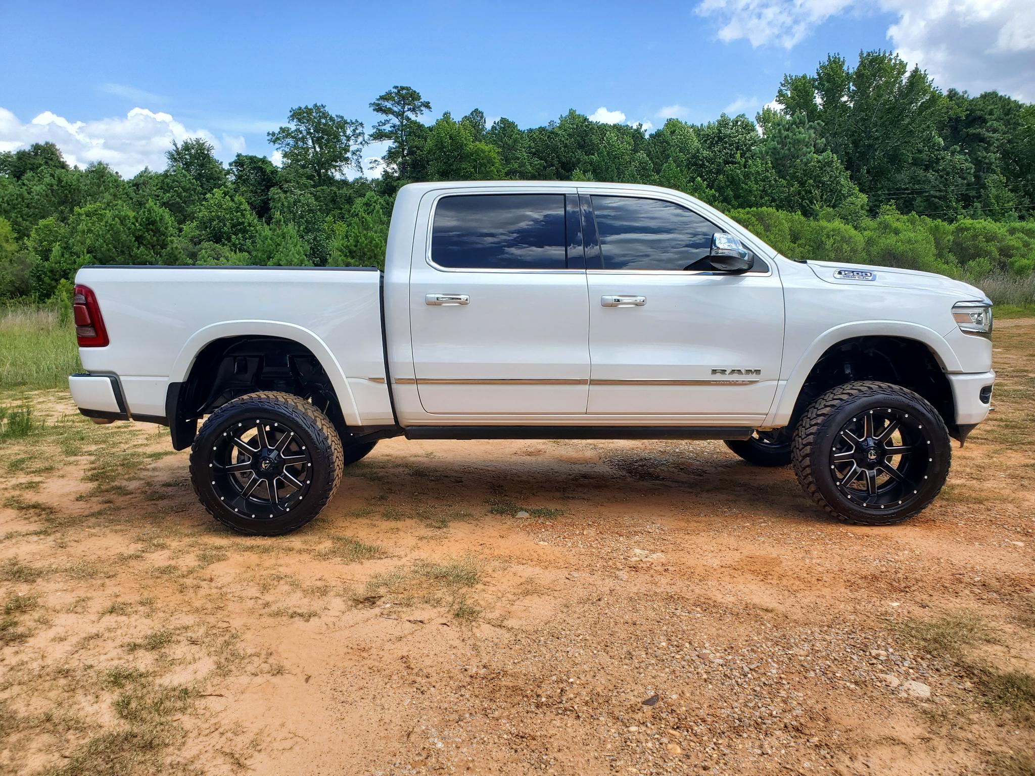 RAM 1500 Limited 4x4 Crew Cab 5'7" Box 2020