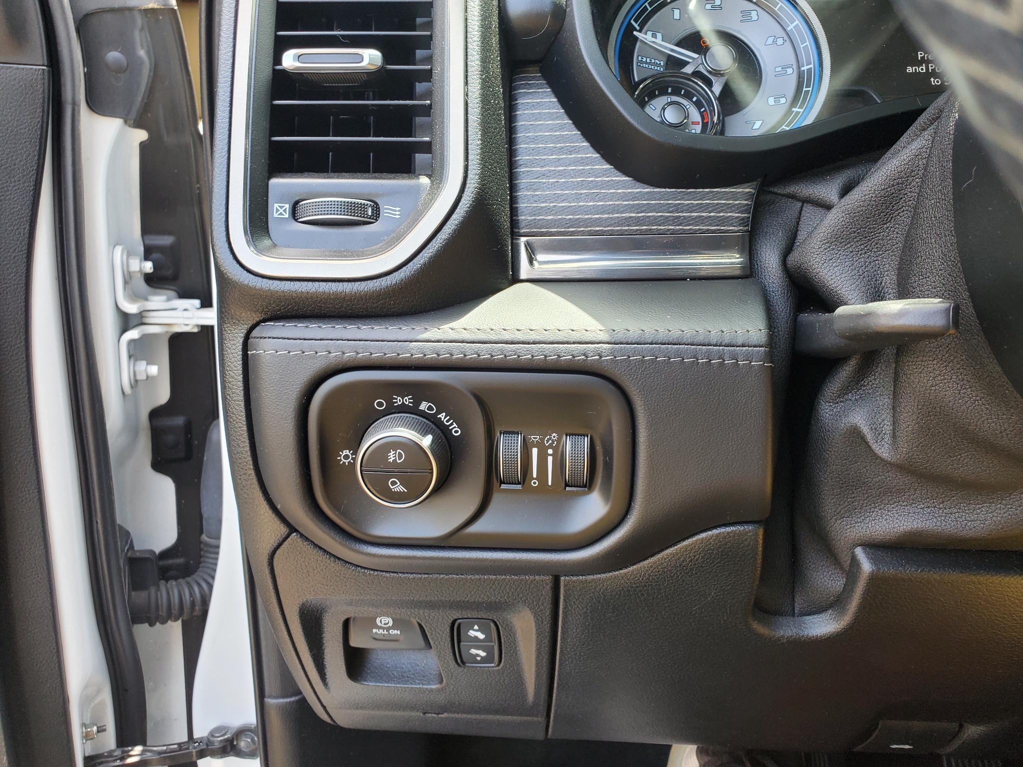 RAM 1500 Limited 4x4 Crew Cab 5'7" Box 2020