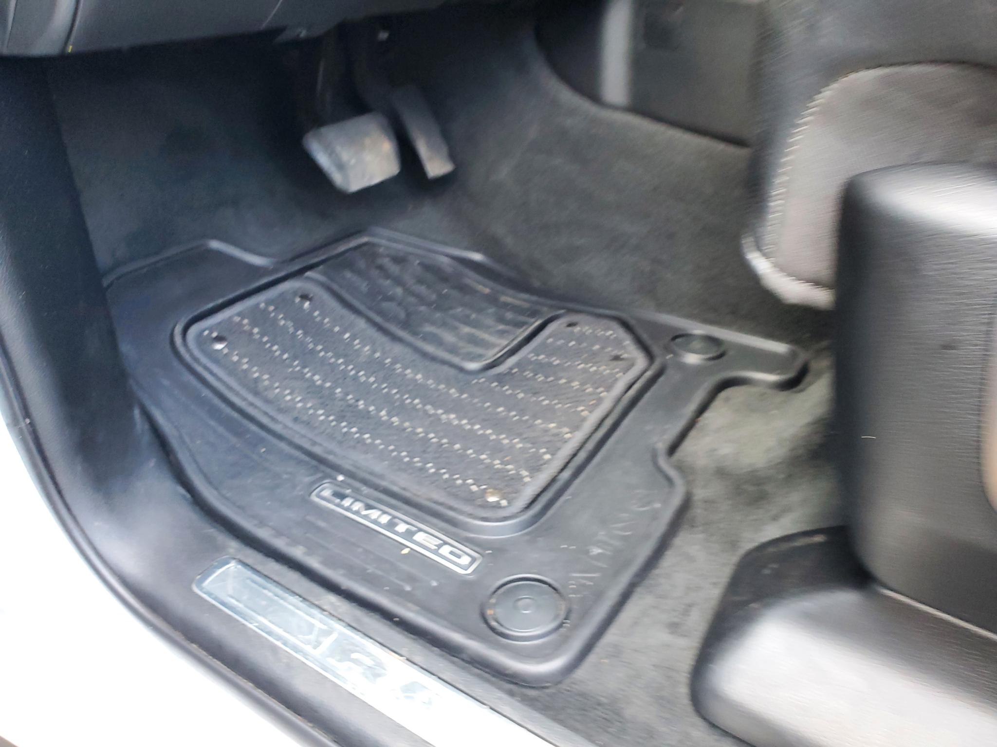 RAM 1500 Limited 4x4 Crew Cab 5'7" Box 2020