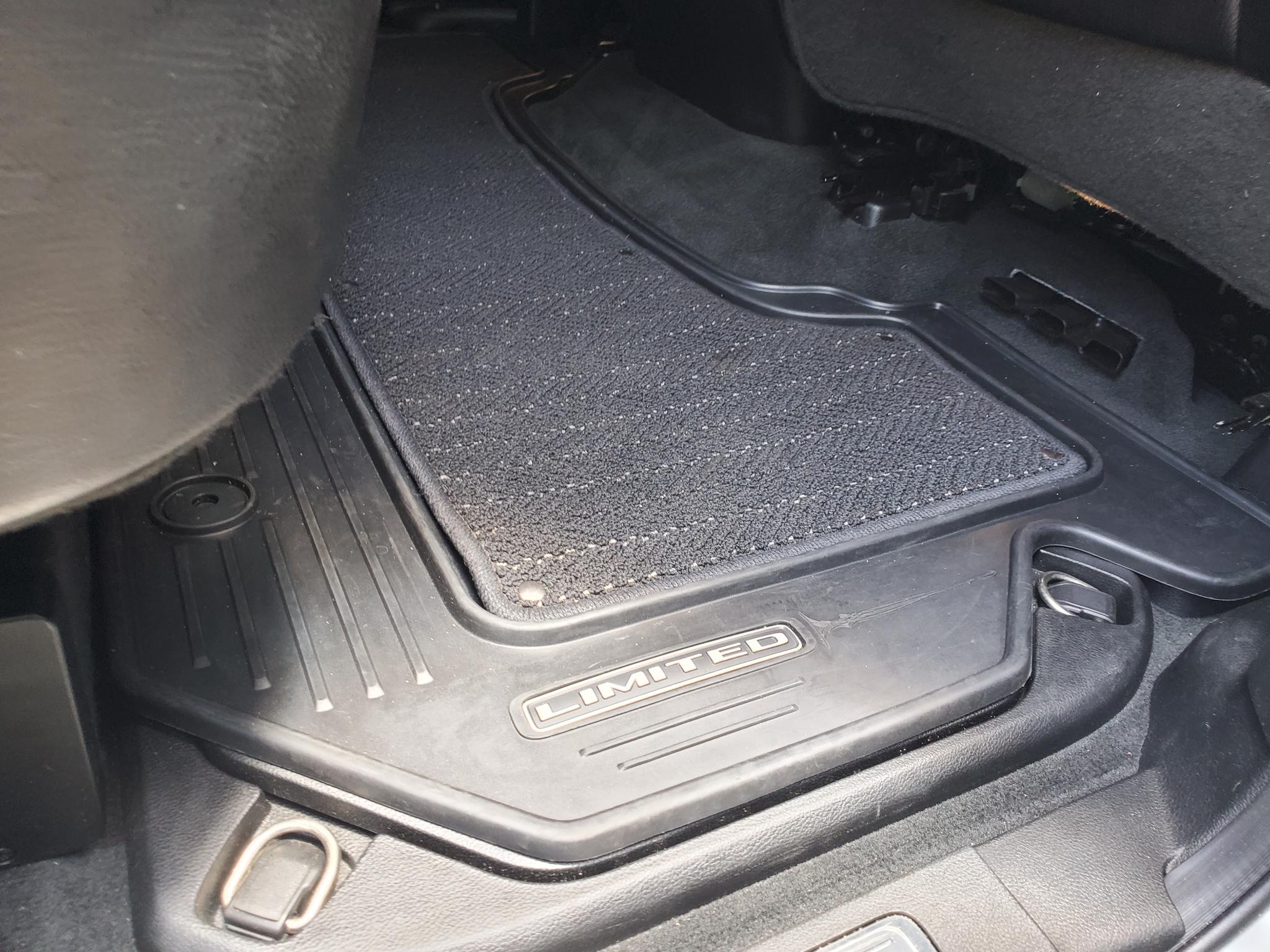 RAM 1500 Limited 4x4 Crew Cab 5'7" Box 2020