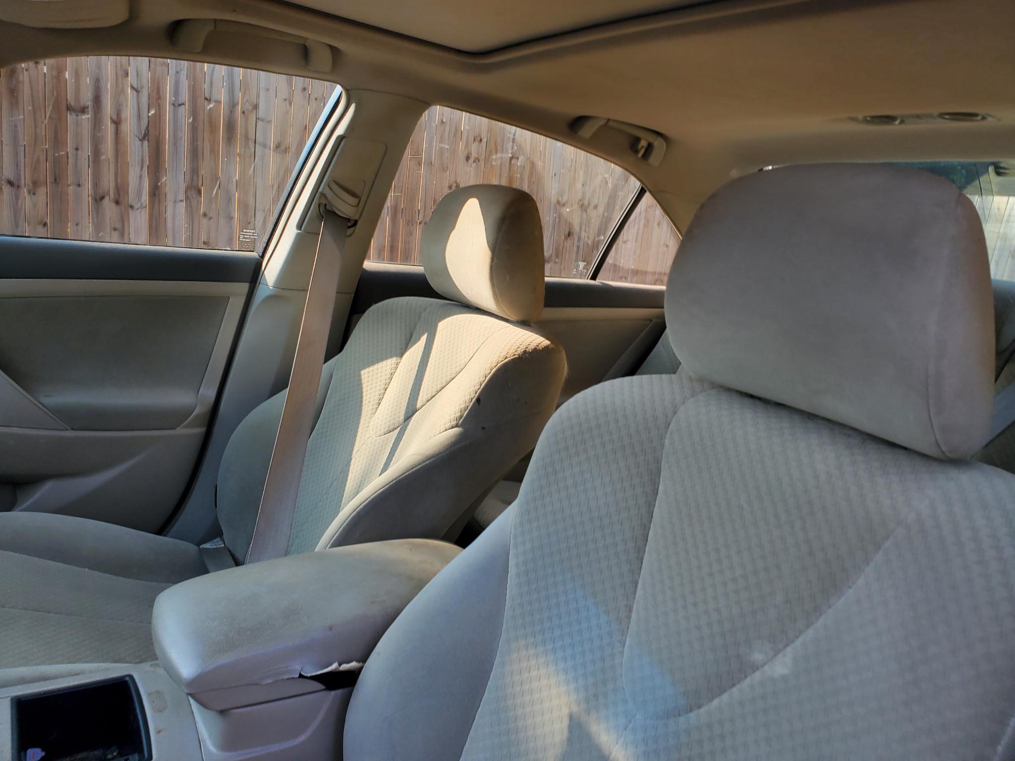 Toyota Camry Hybrid Sedan 2009