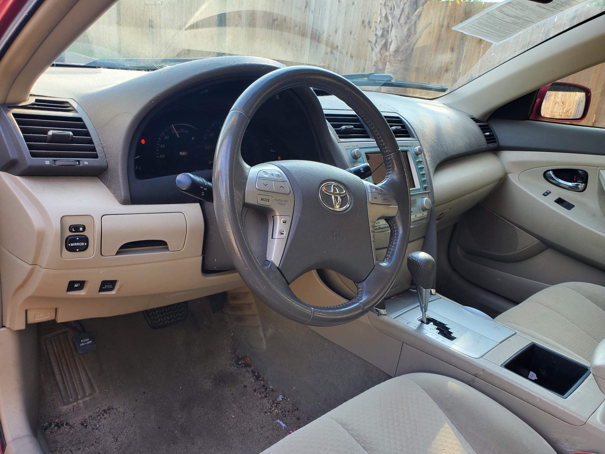 Toyota Camry Hybrid Sedan 2009