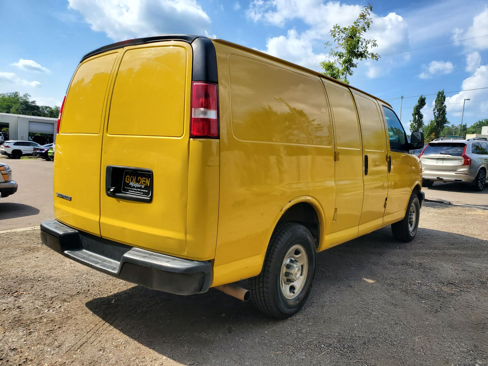 Chevrolet Express Cargo Van  2021