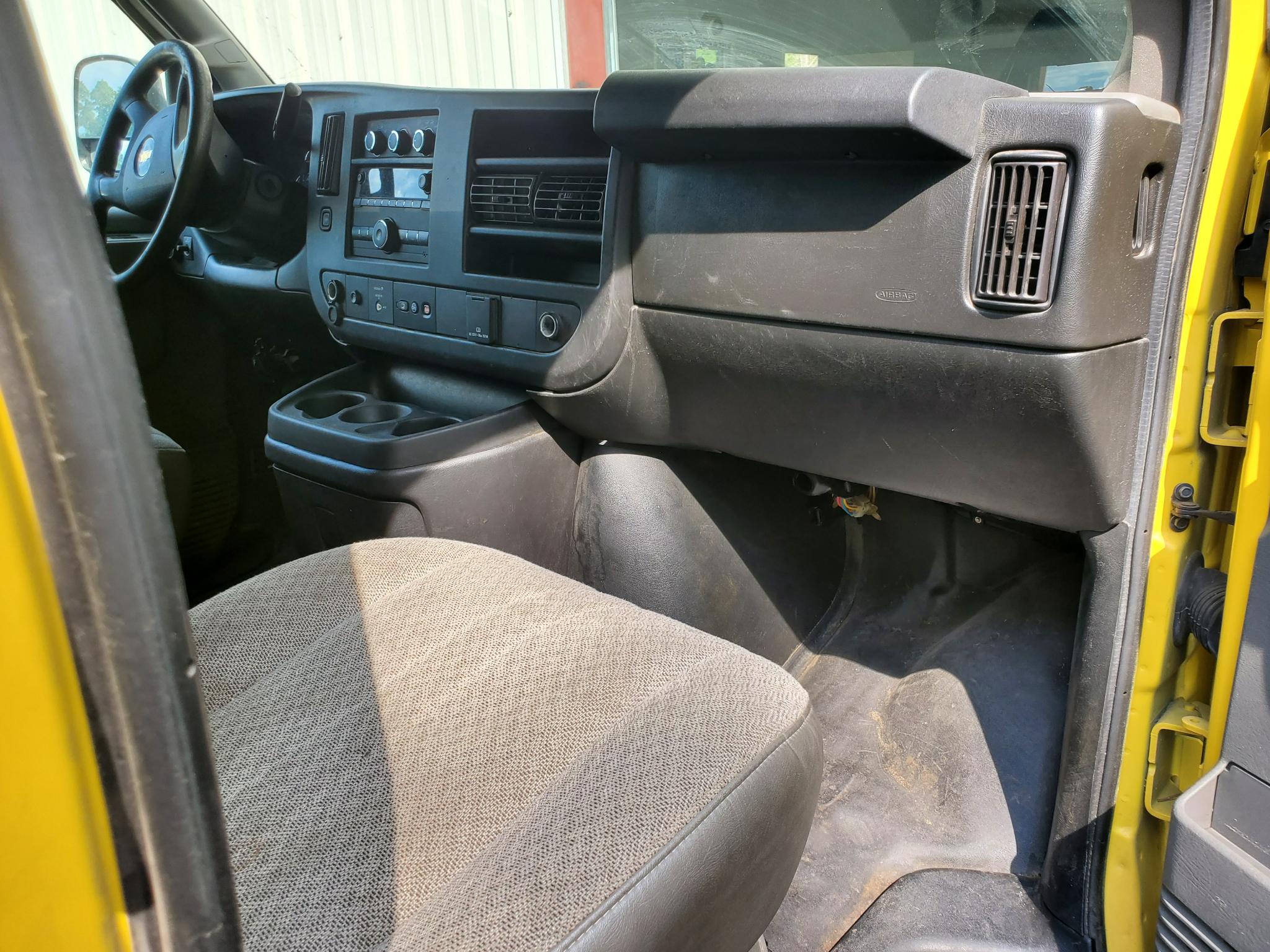 Chevrolet Express Cargo Van  2021