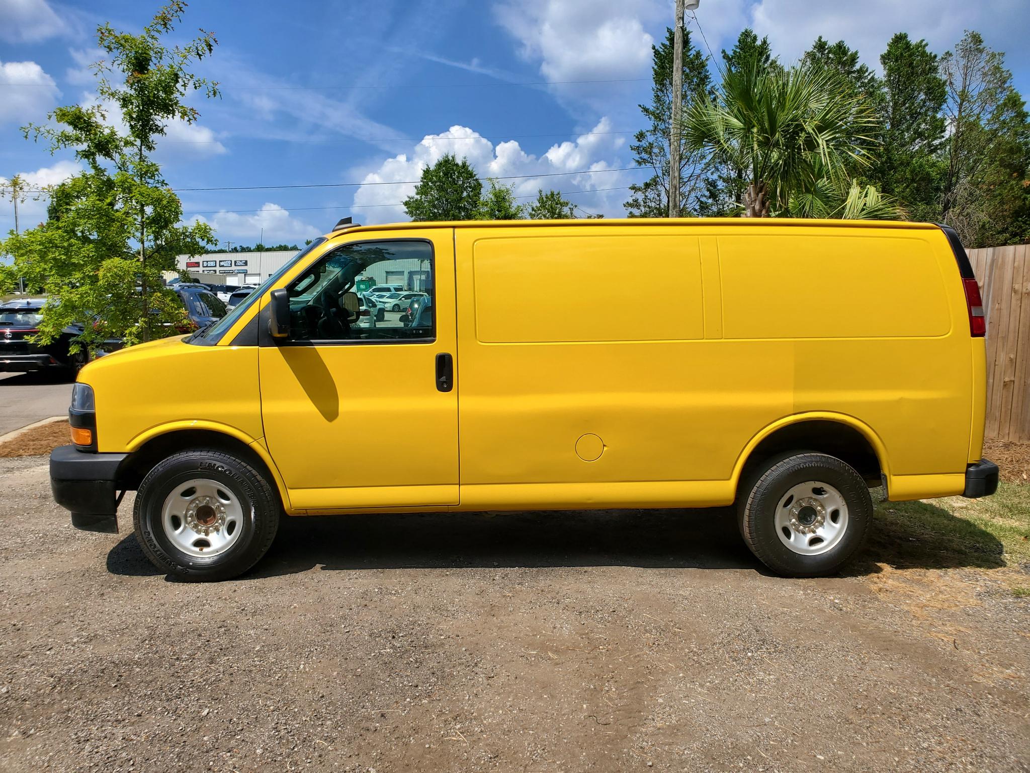 Chevrolet Express Cargo Van  2021
