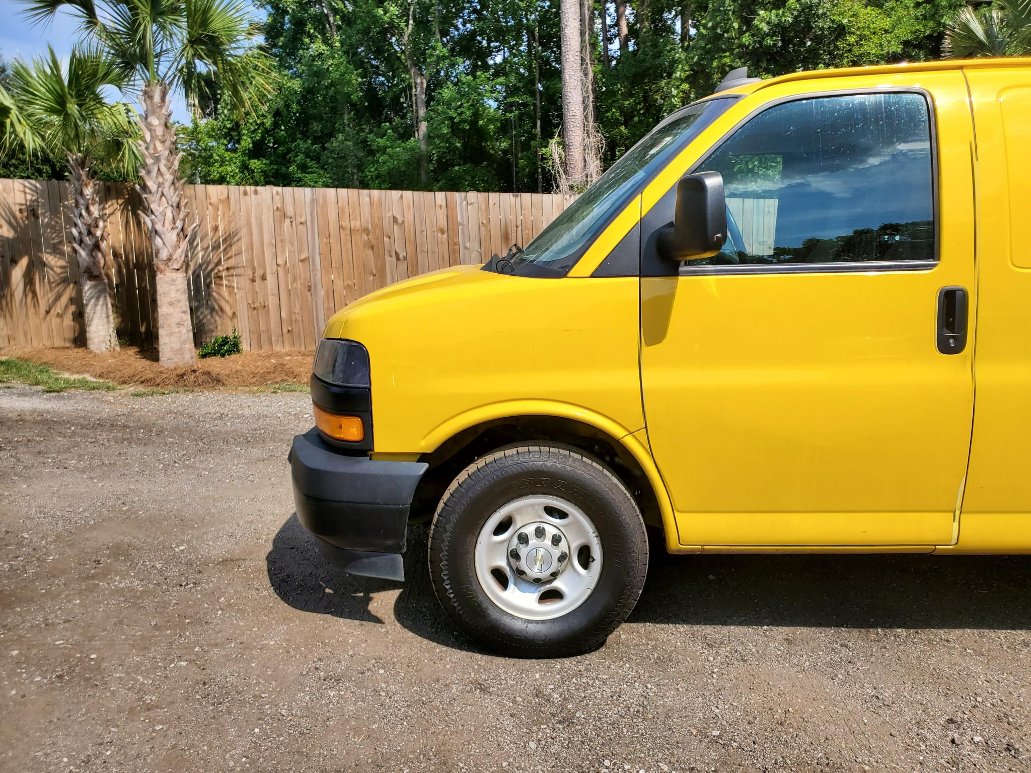 Chevrolet Express Cargo Van  2021