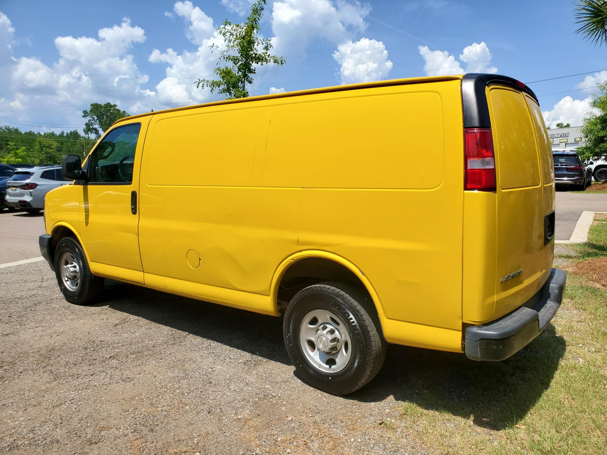 Chevrolet Express Cargo Van  2021