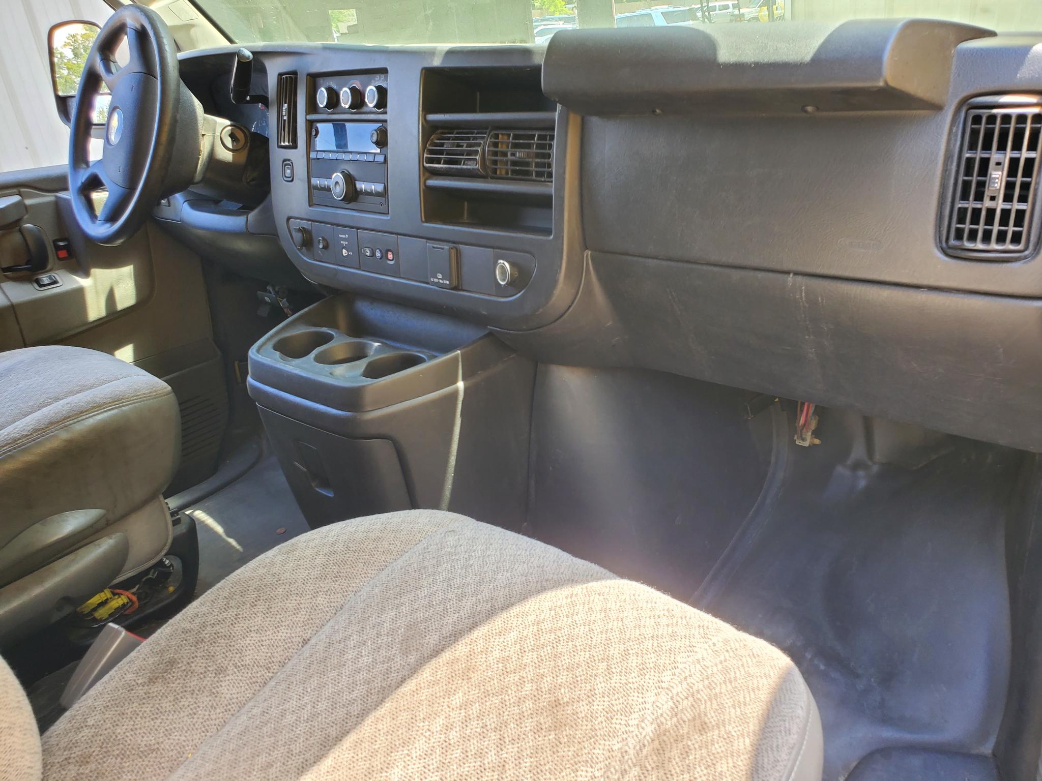Chevrolet Express Cargo Van  2021
