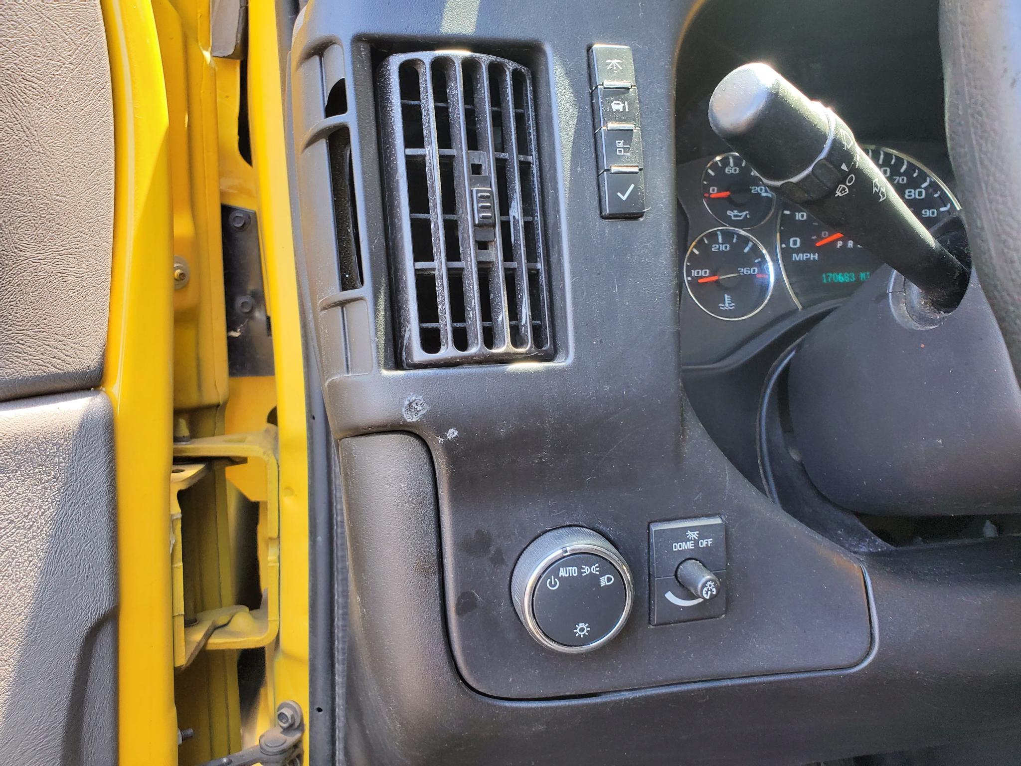 Chevrolet Express Cargo Van  2021