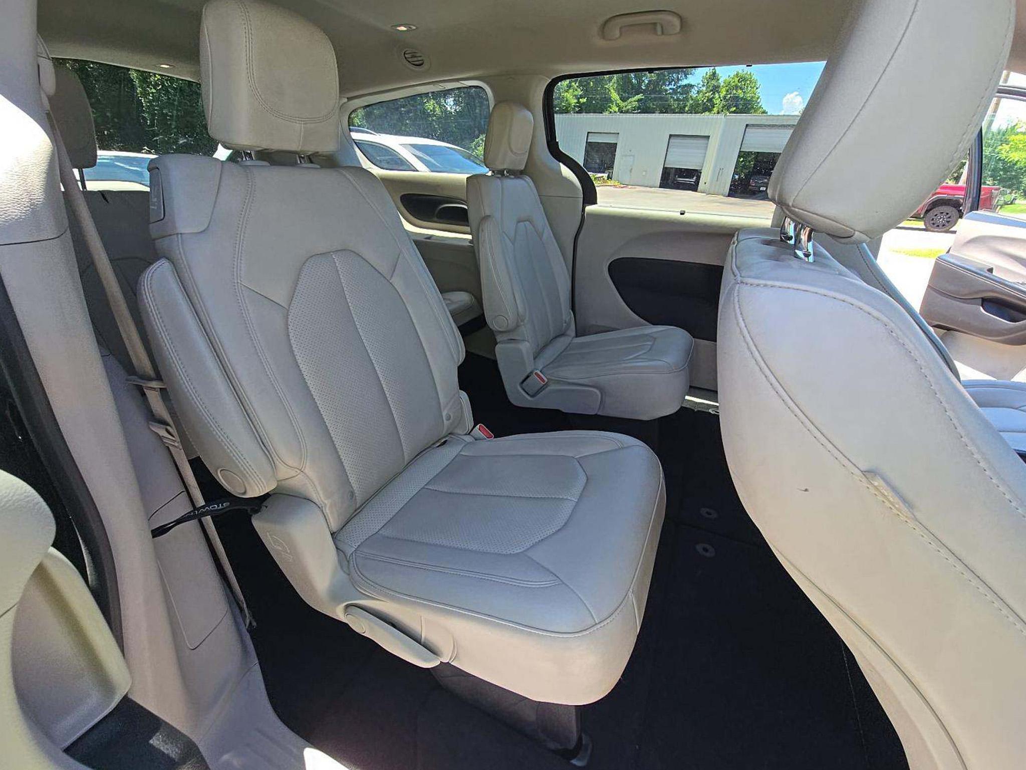 Chrysler Voyager LXI FWD 2021