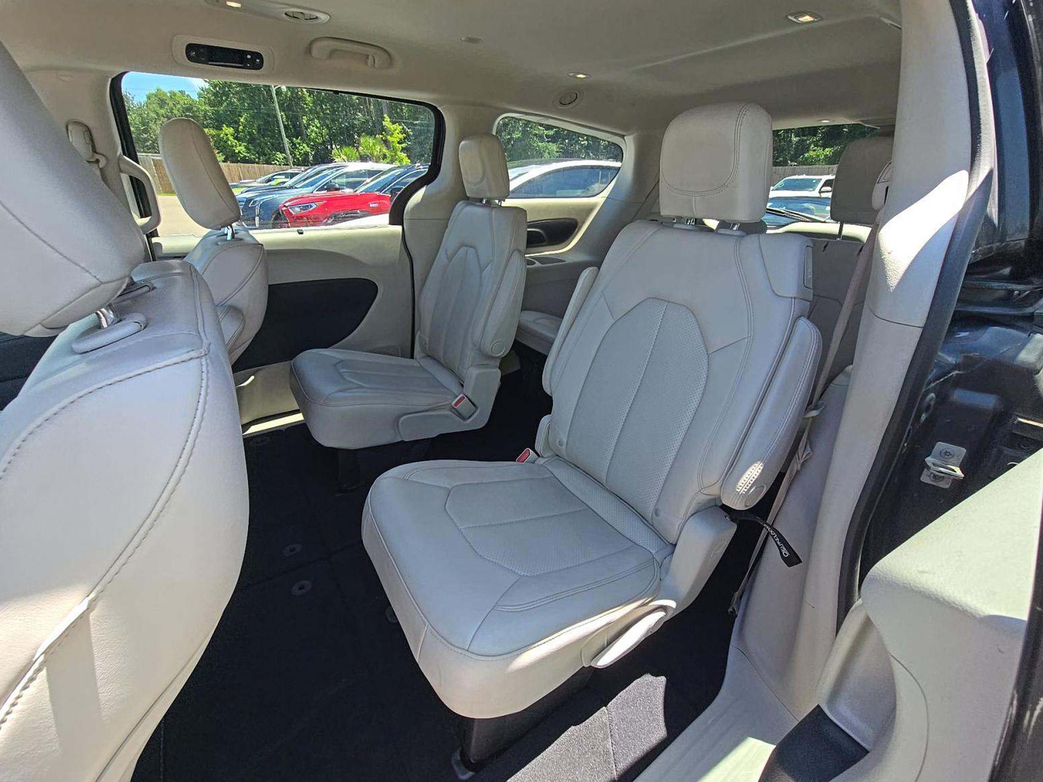 Chrysler Voyager LXI FWD 2021