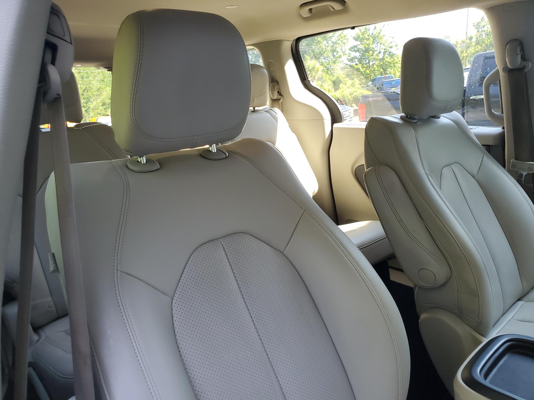 Chrysler Voyager LXI FWD 2021