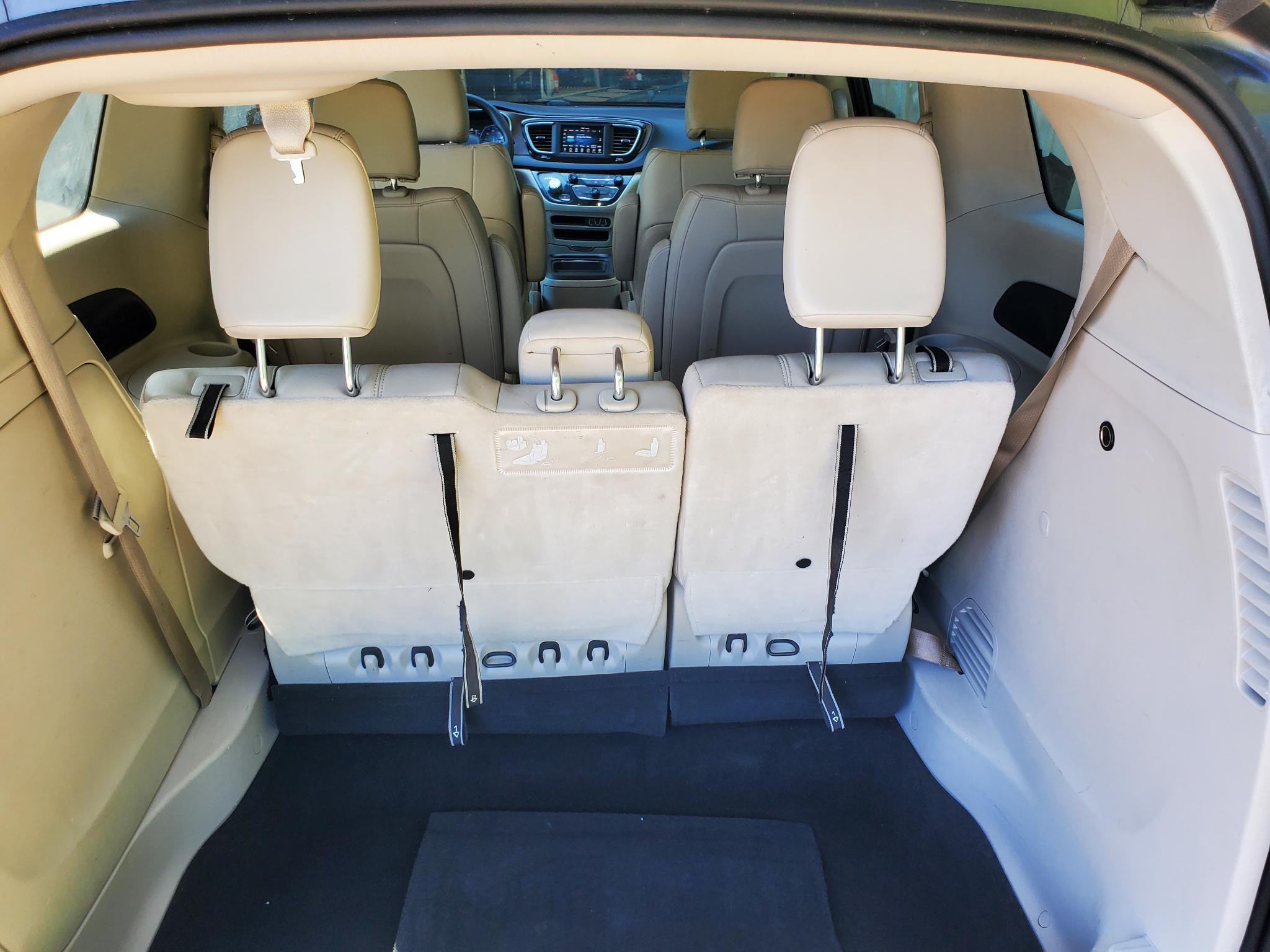 Chrysler Voyager LXI FWD 2021