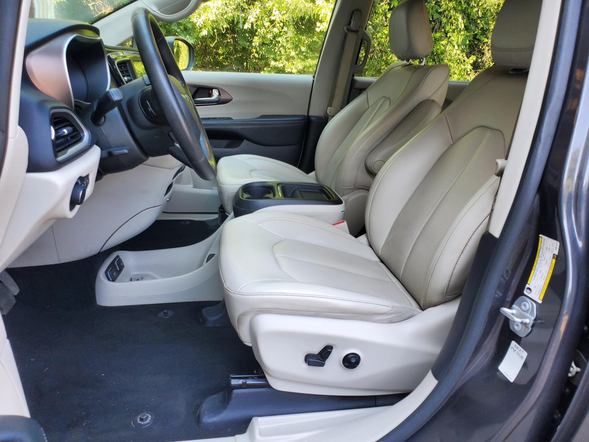 Chrysler Voyager LXI FWD 2021