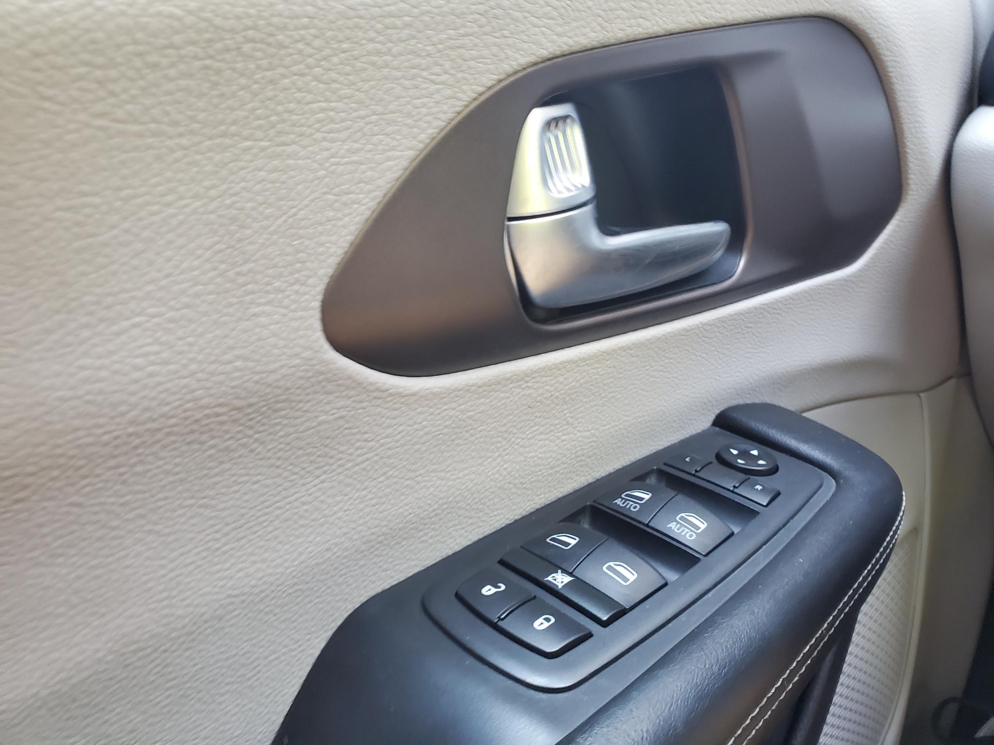 Chrysler Voyager LXI FWD 2021