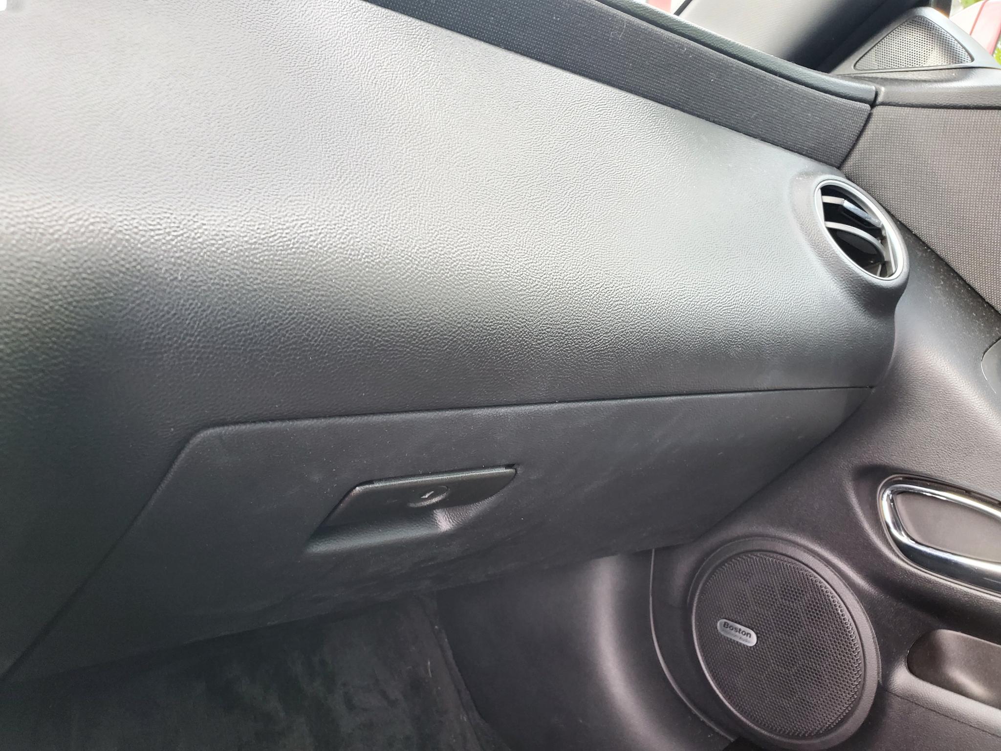 Chevrolet Camaro 2dr Cpe 1LT 2010