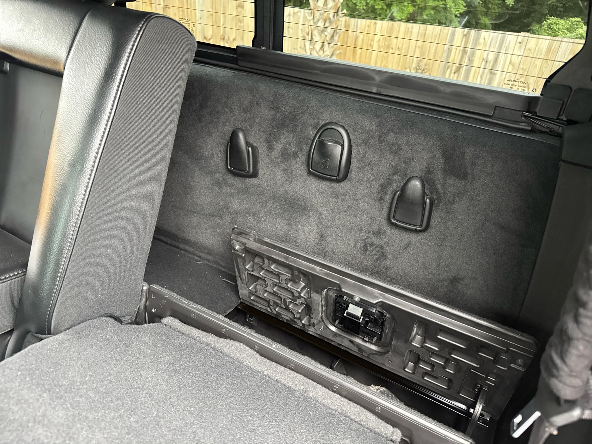 RAM 2500 Laramie 4x4 Mega Cab 6'4" Box 2021