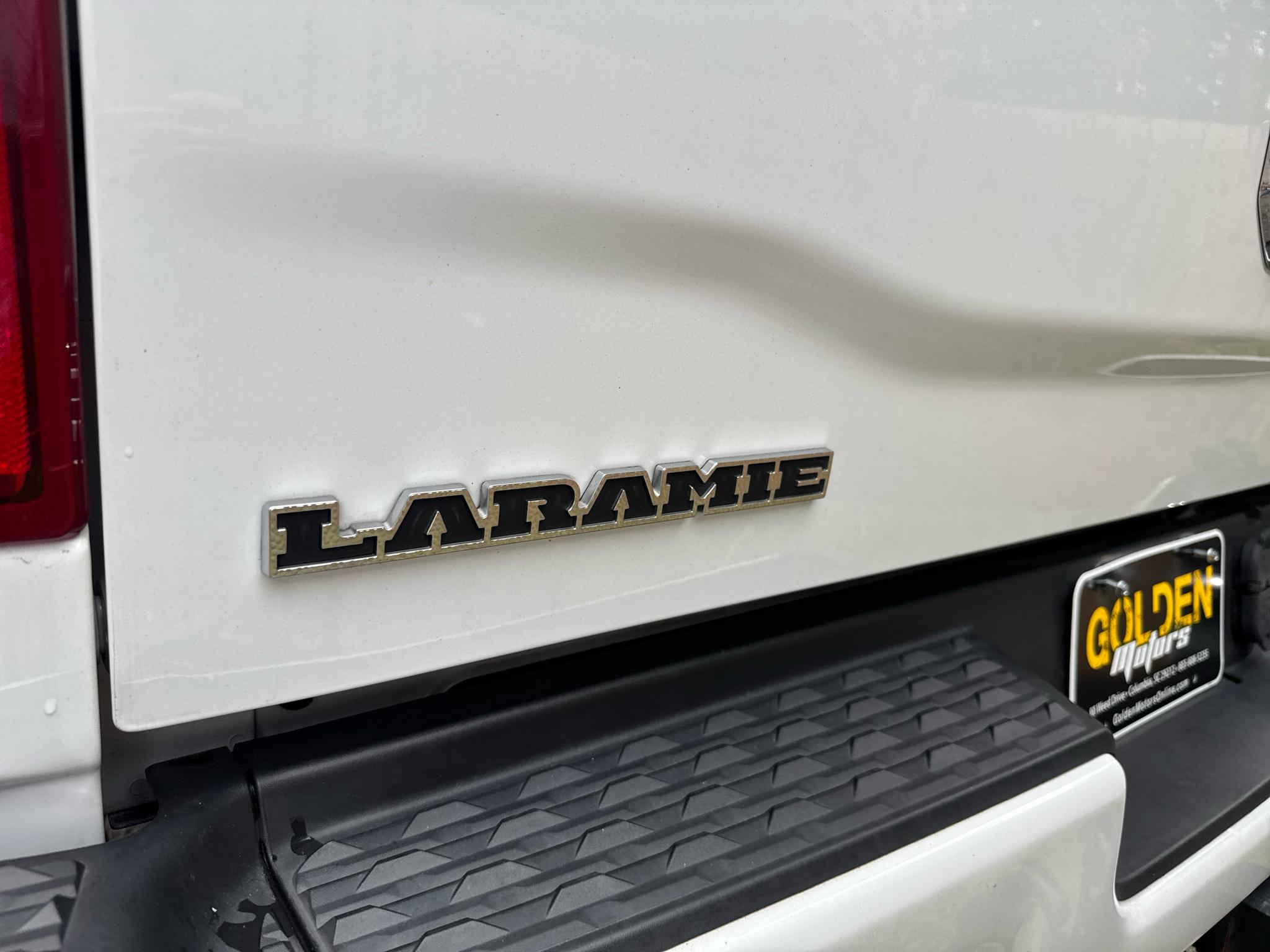 RAM 2500 Laramie 4x4 Mega Cab 6'4" Box 2021
