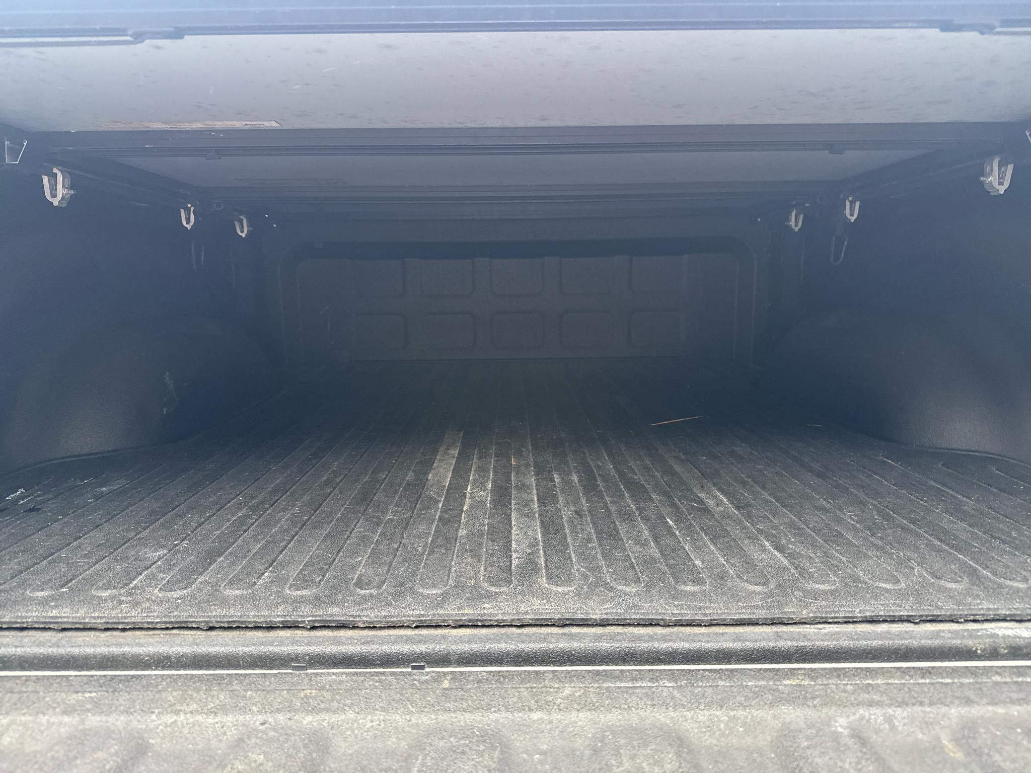 RAM 2500 Laramie 4x4 Mega Cab 6'4" Box 2021