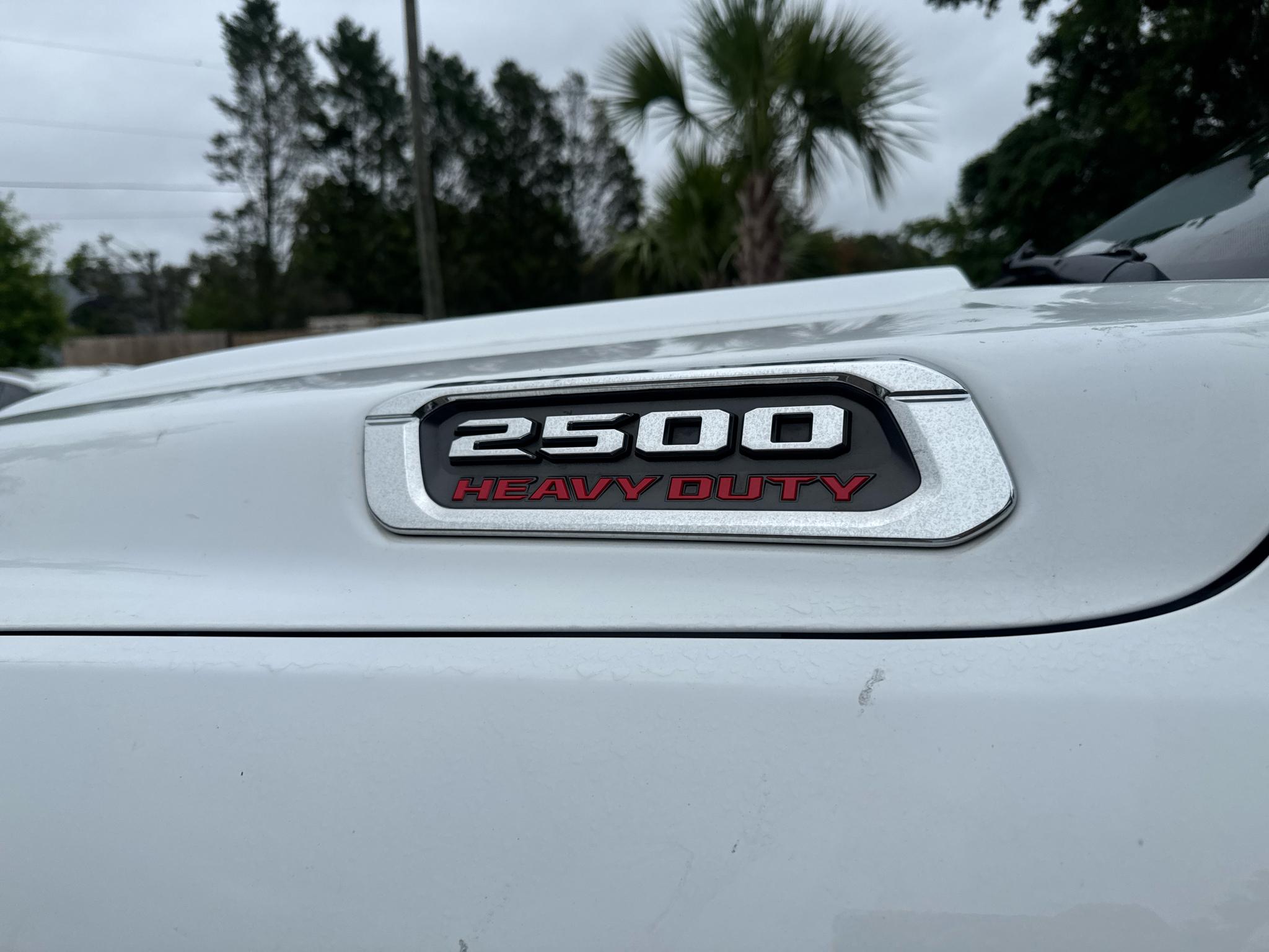 RAM 2500 Laramie 4x4 Mega Cab 6'4" Box 2021