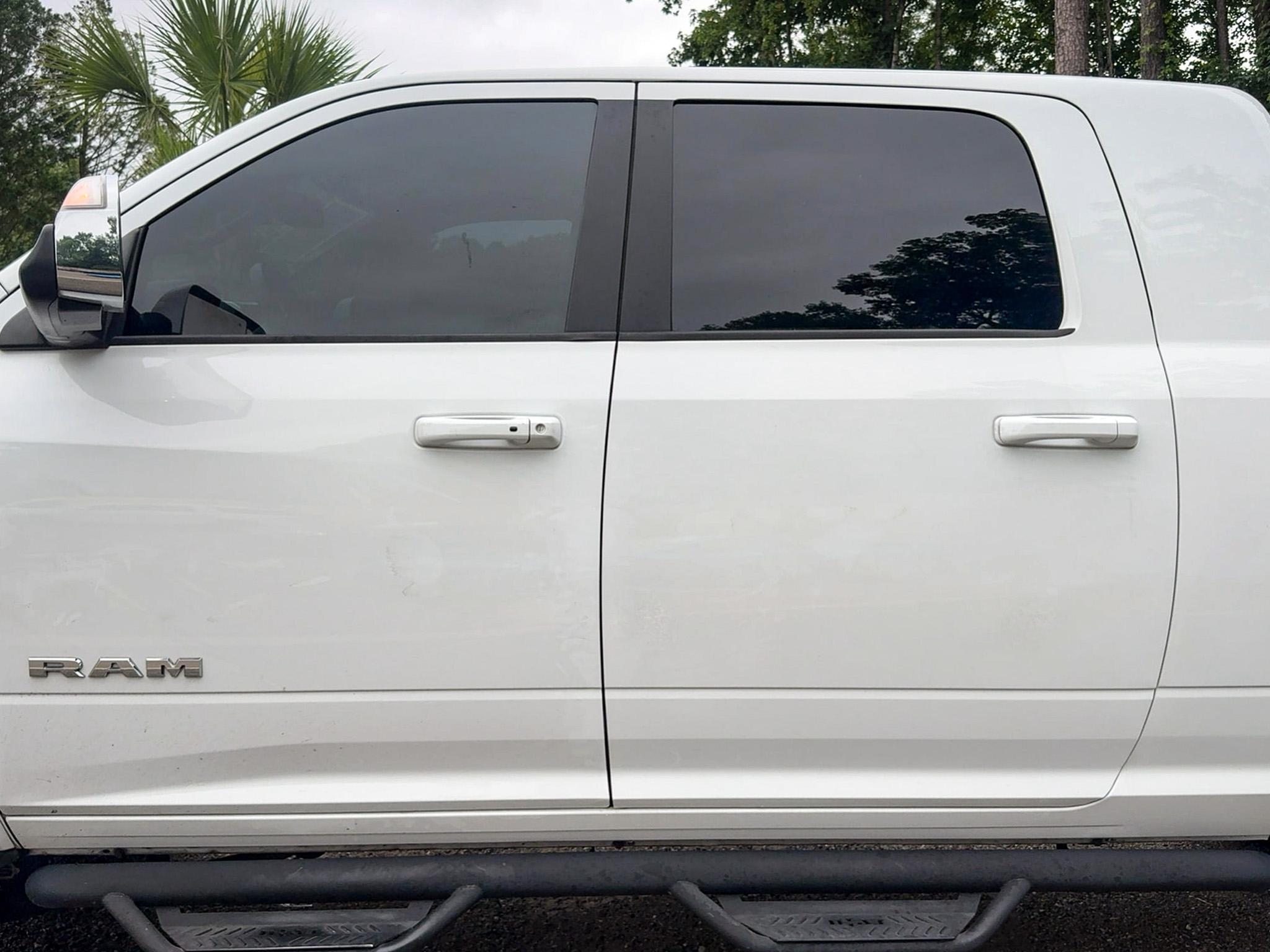 RAM 2500 Laramie 4x4 Mega Cab 6'4" Box 2021