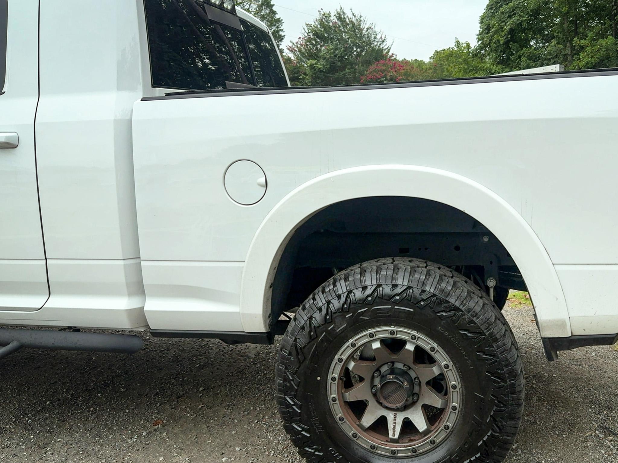 RAM 2500 Laramie 4x4 Mega Cab 6'4" Box 2021