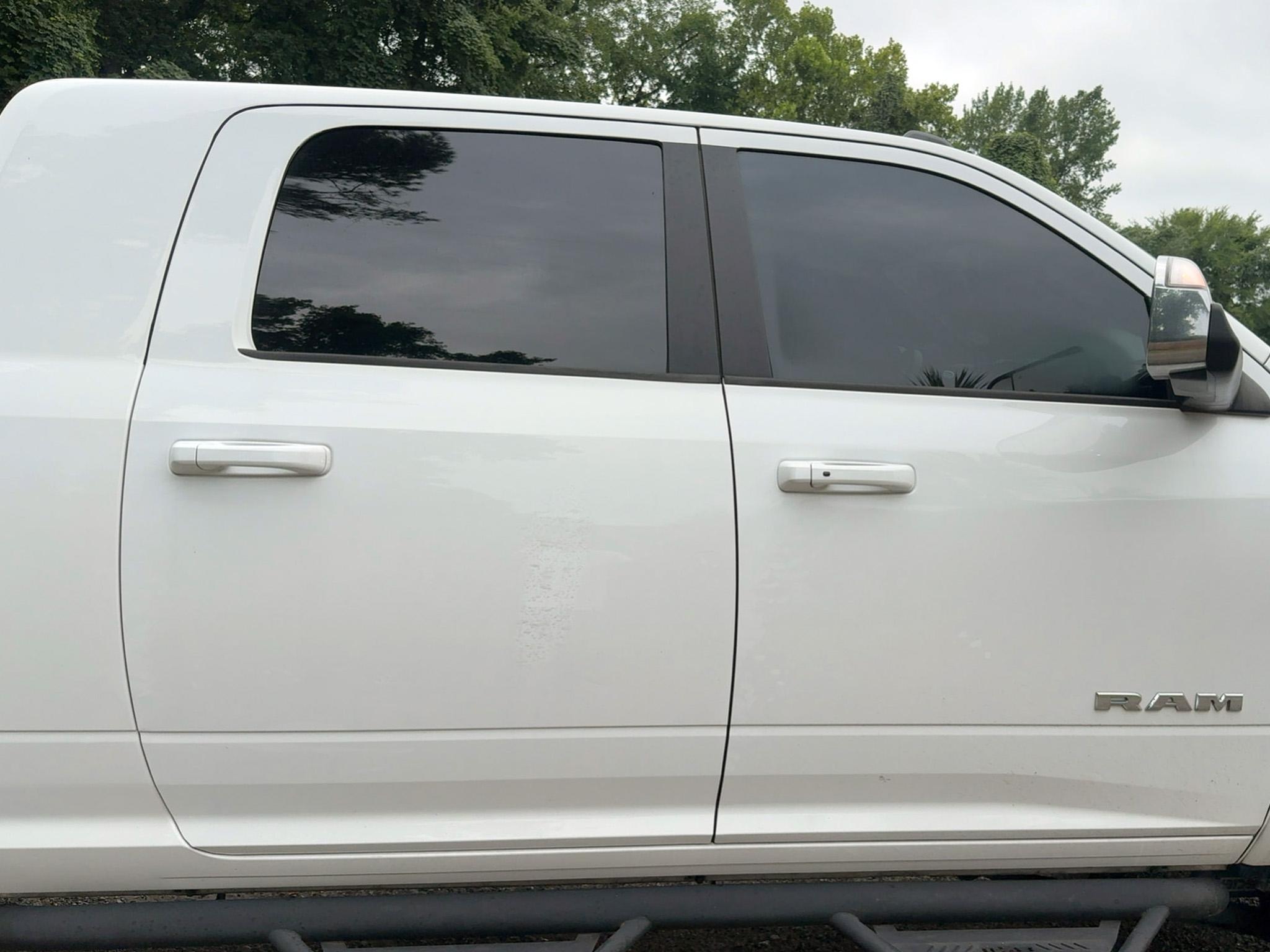 RAM 2500 Laramie 4x4 Mega Cab 6'4" Box 2021