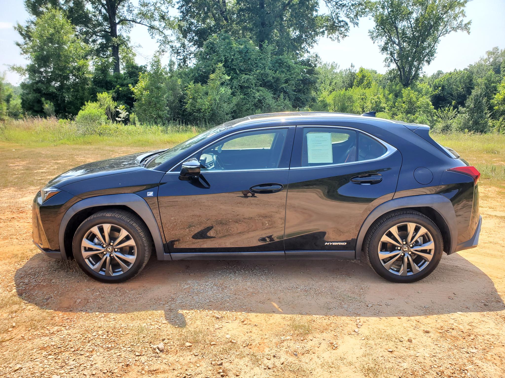 Lexus UX  2019
