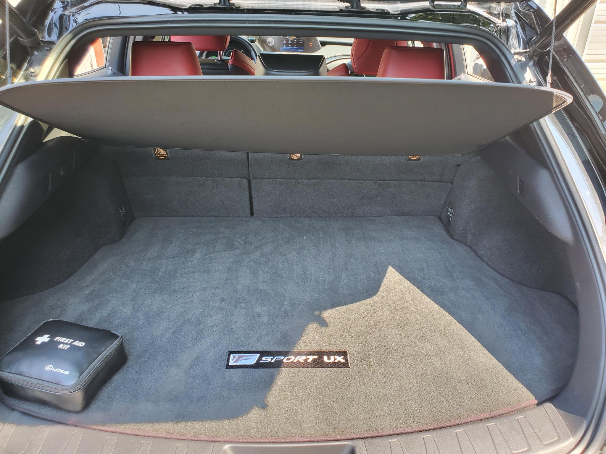 Lexus UX  2019