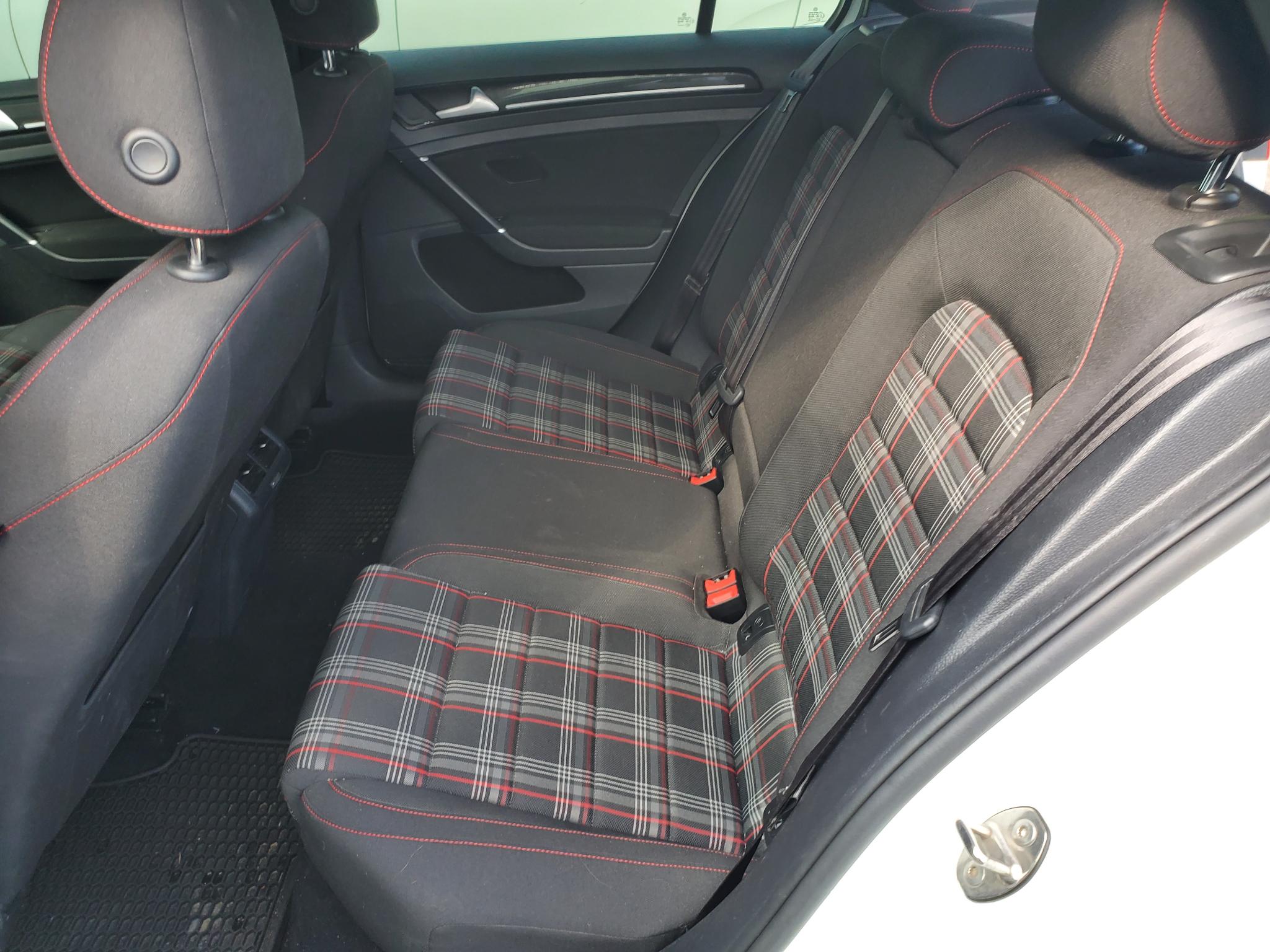 Volkswagen Golf GTI  2017