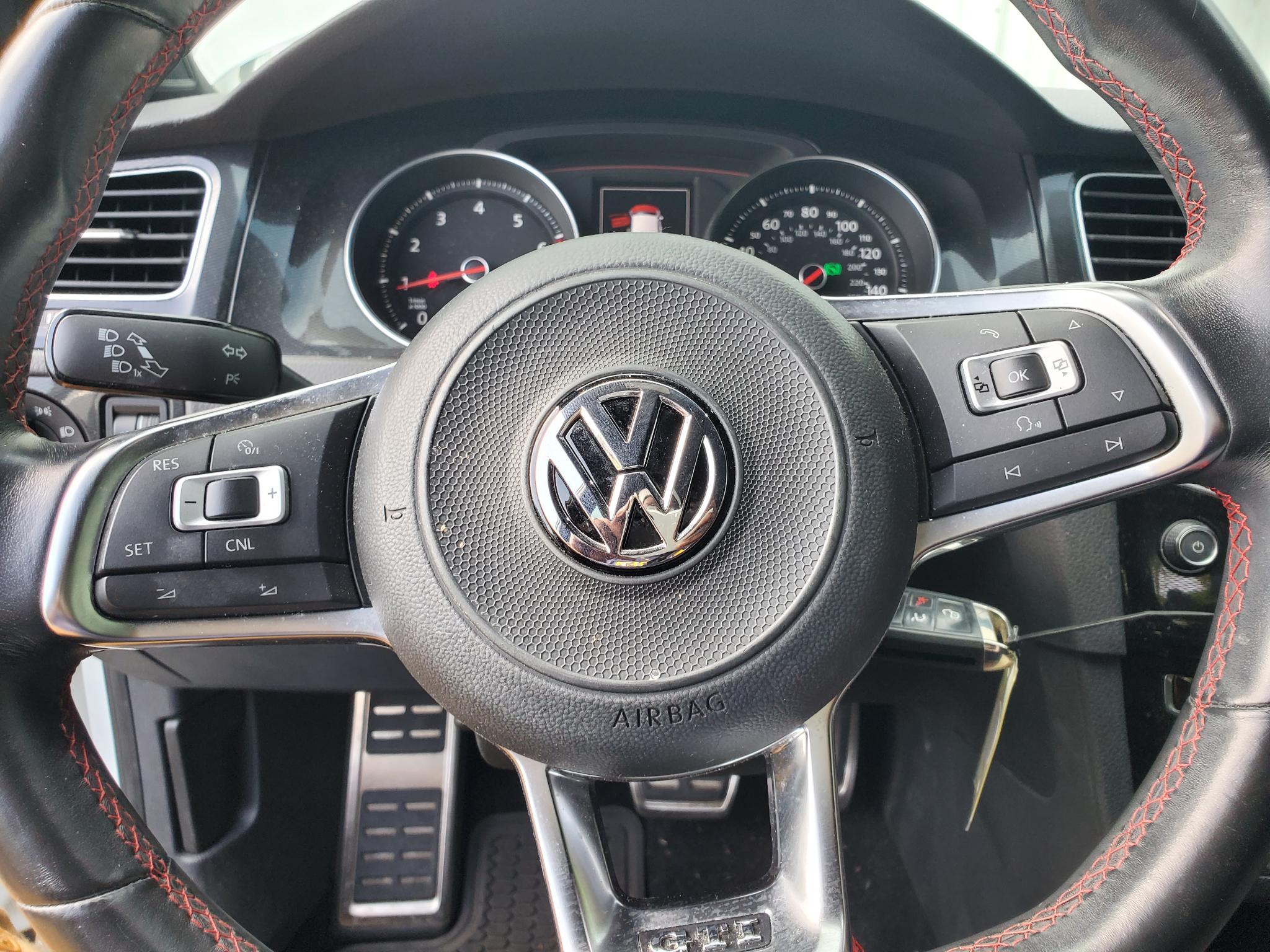 Volkswagen Golf GTI  2017