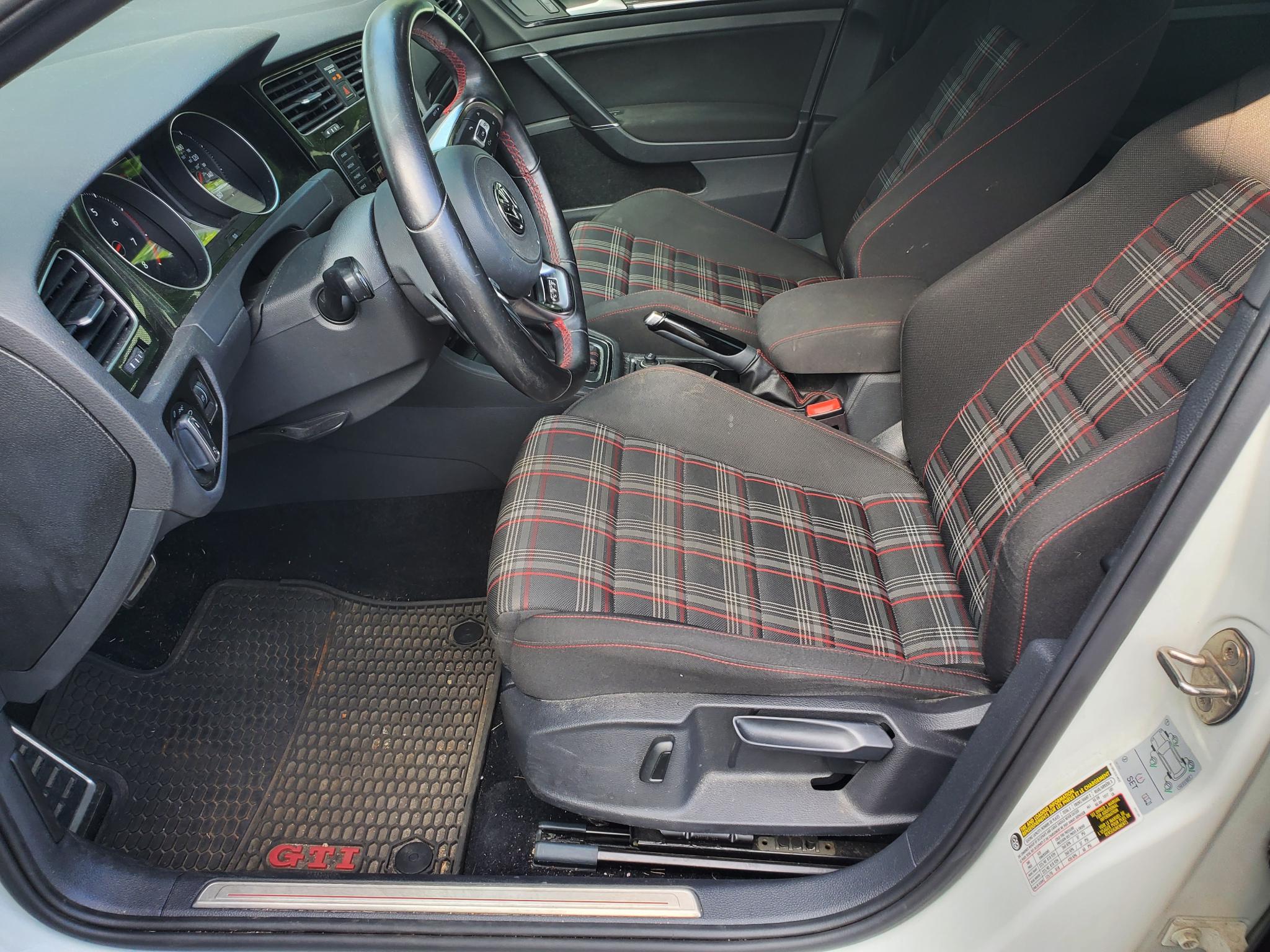 Volkswagen Golf GTI  2017