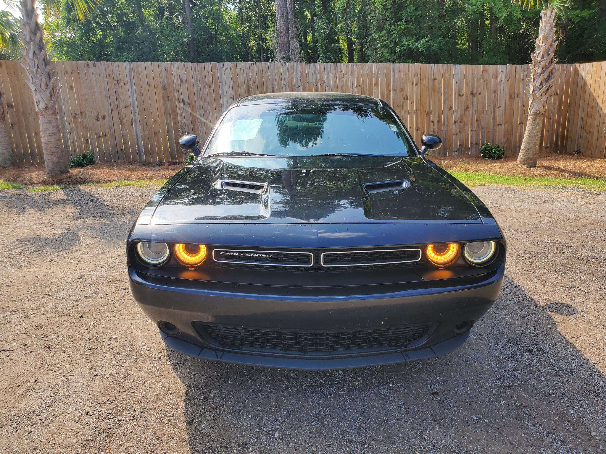 Dodge Challenger 2dr Cpe SXT 2016