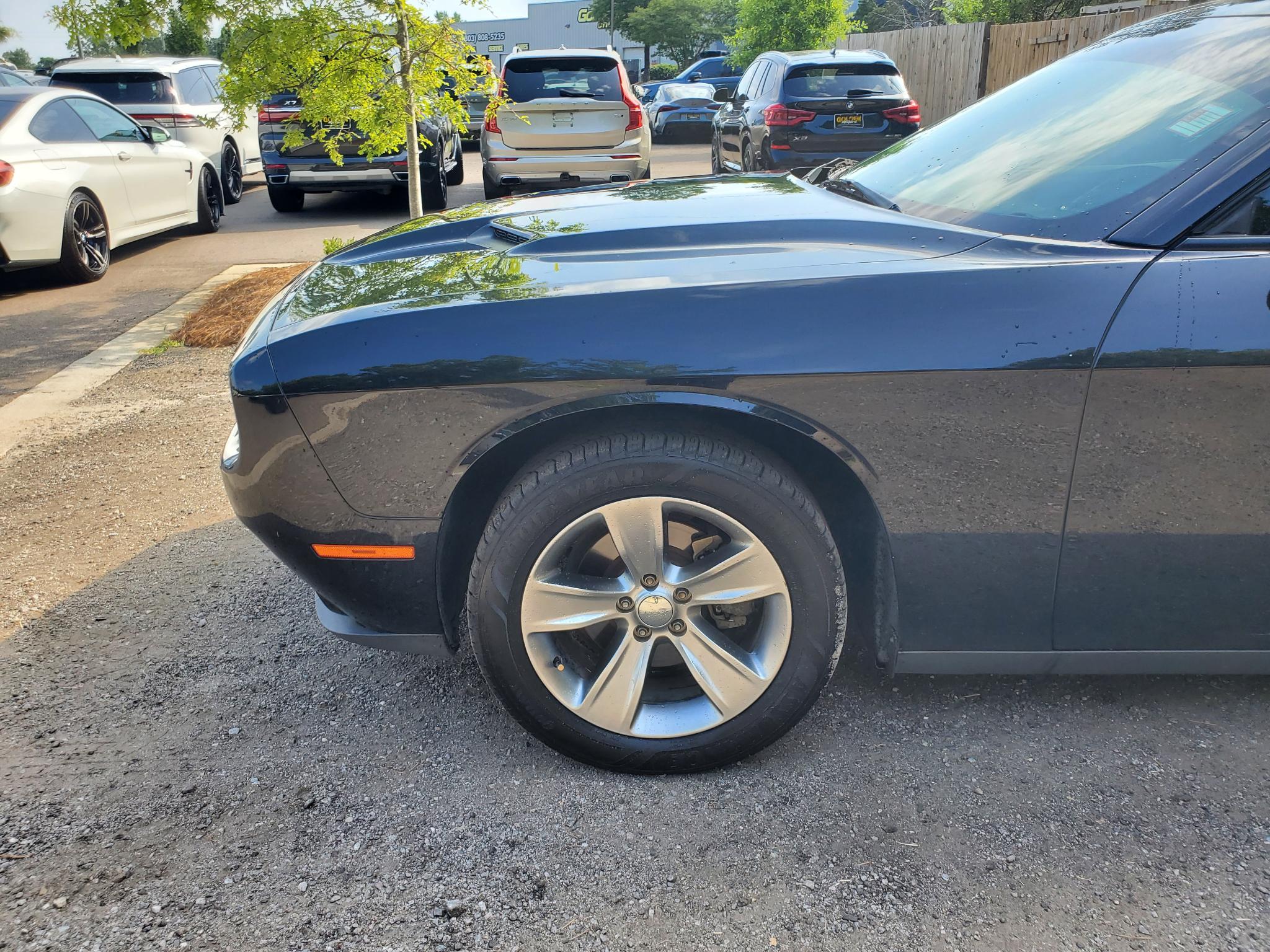 Dodge Challenger 2dr Cpe SXT 2016