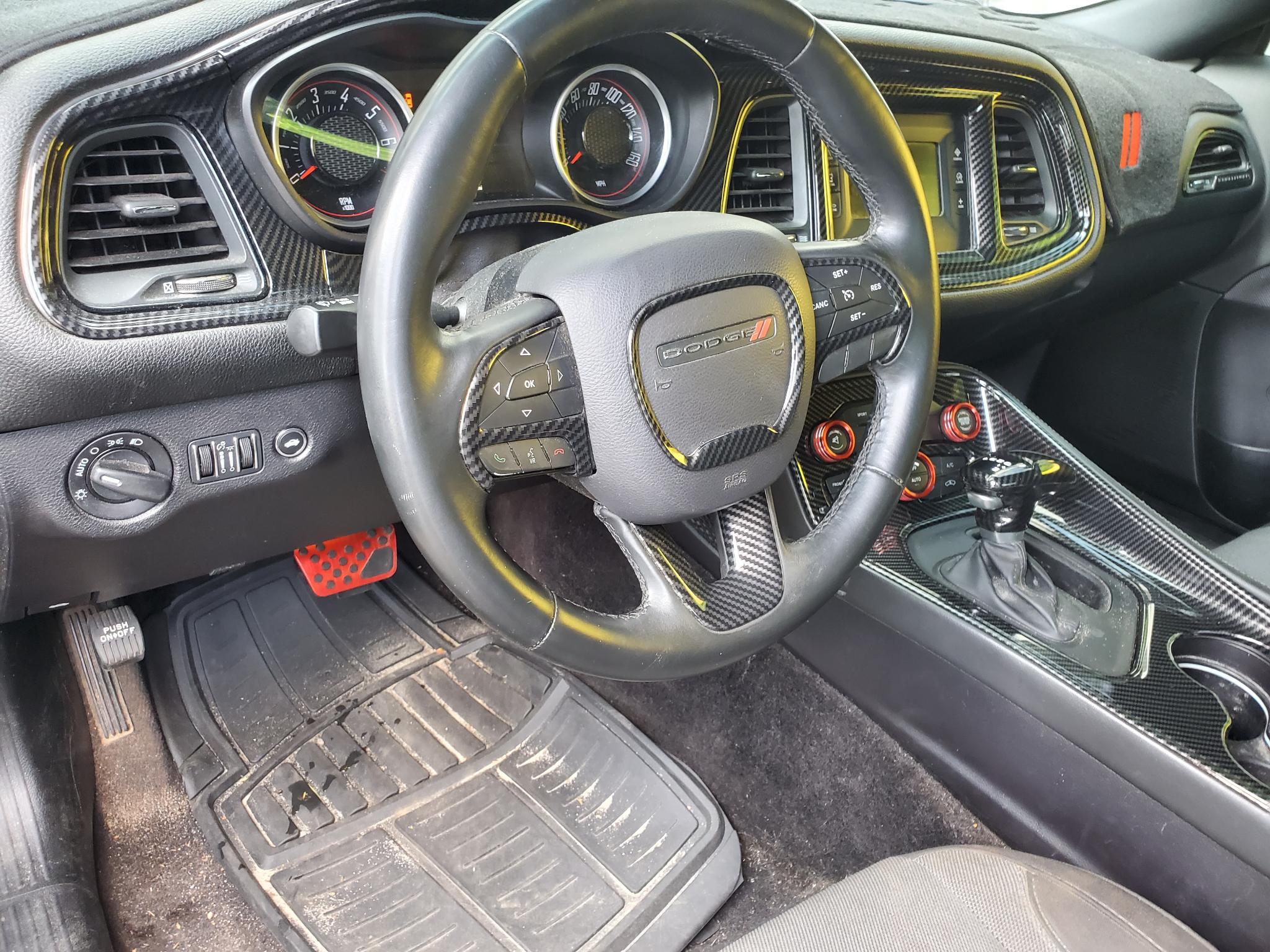 Dodge Challenger 2dr Cpe SXT 2016