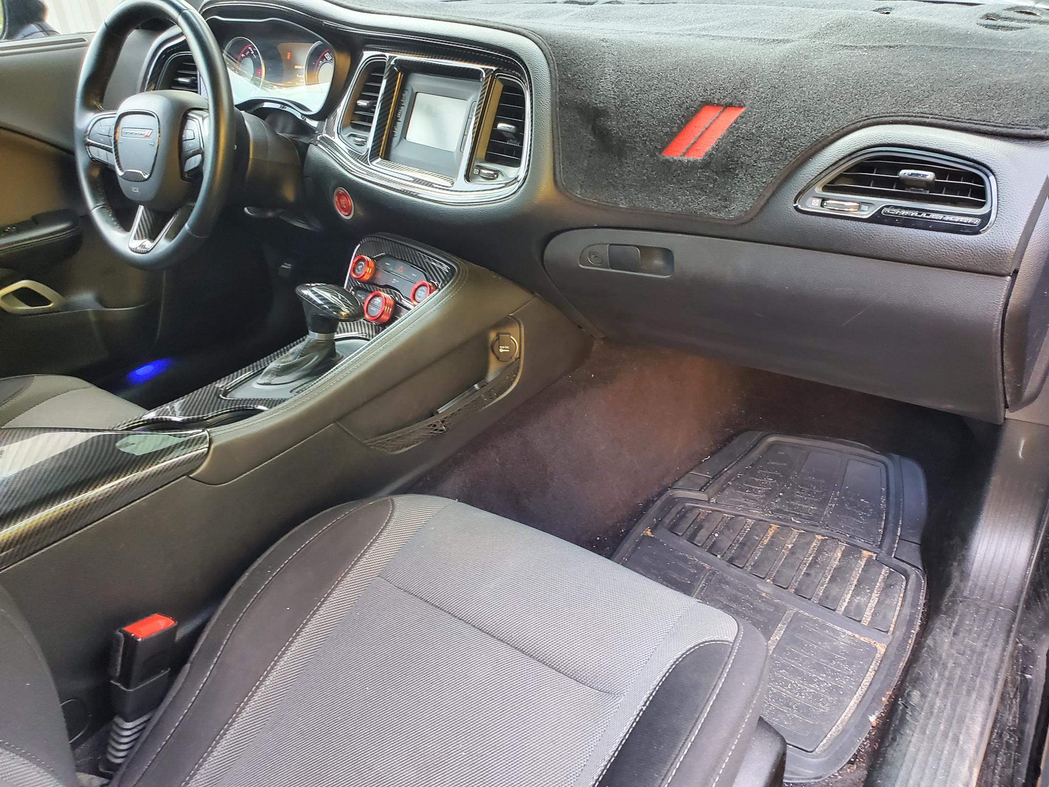 Dodge Challenger 2dr Cpe SXT 2016