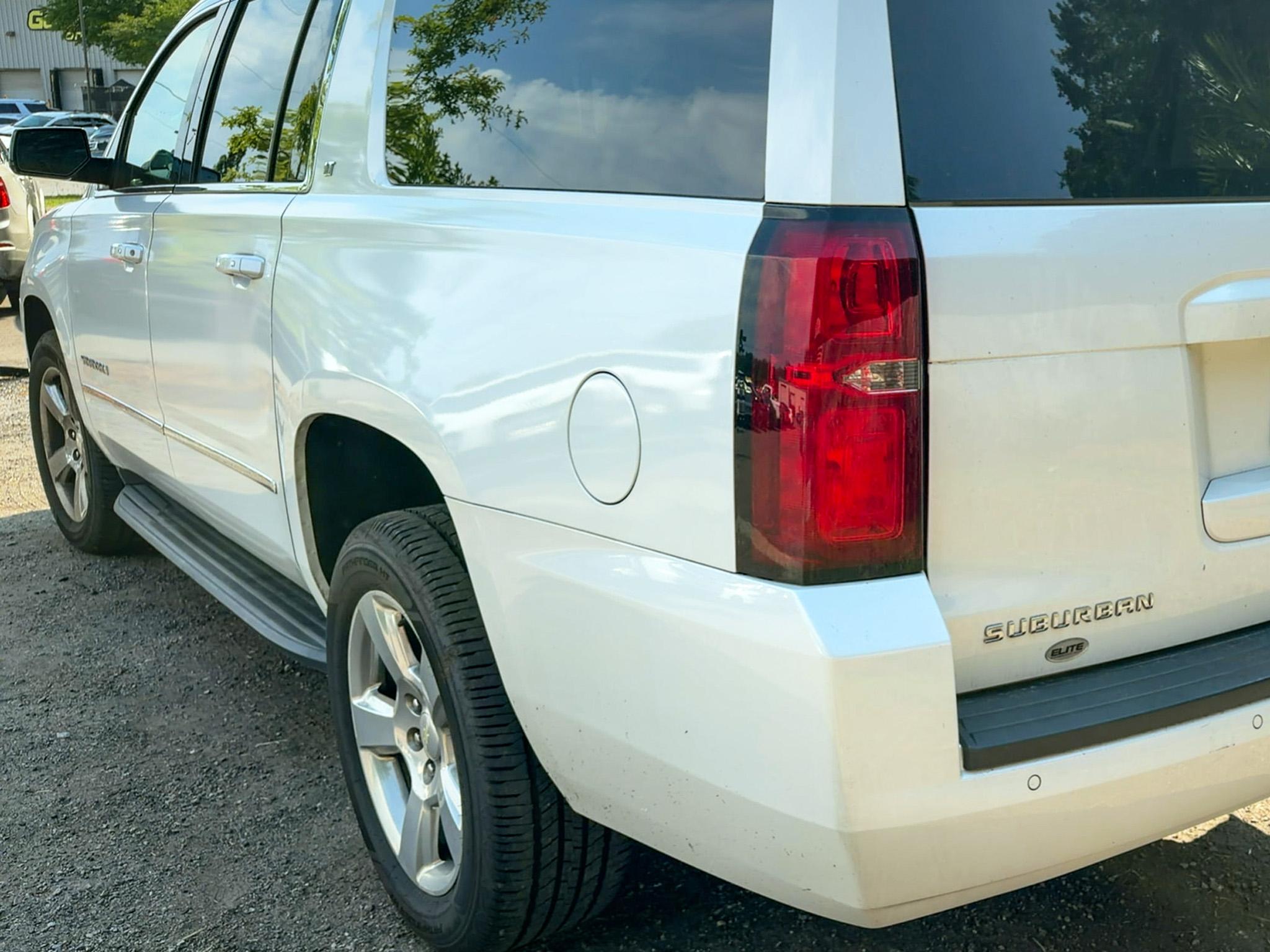 Chevrolet Suburban  2019