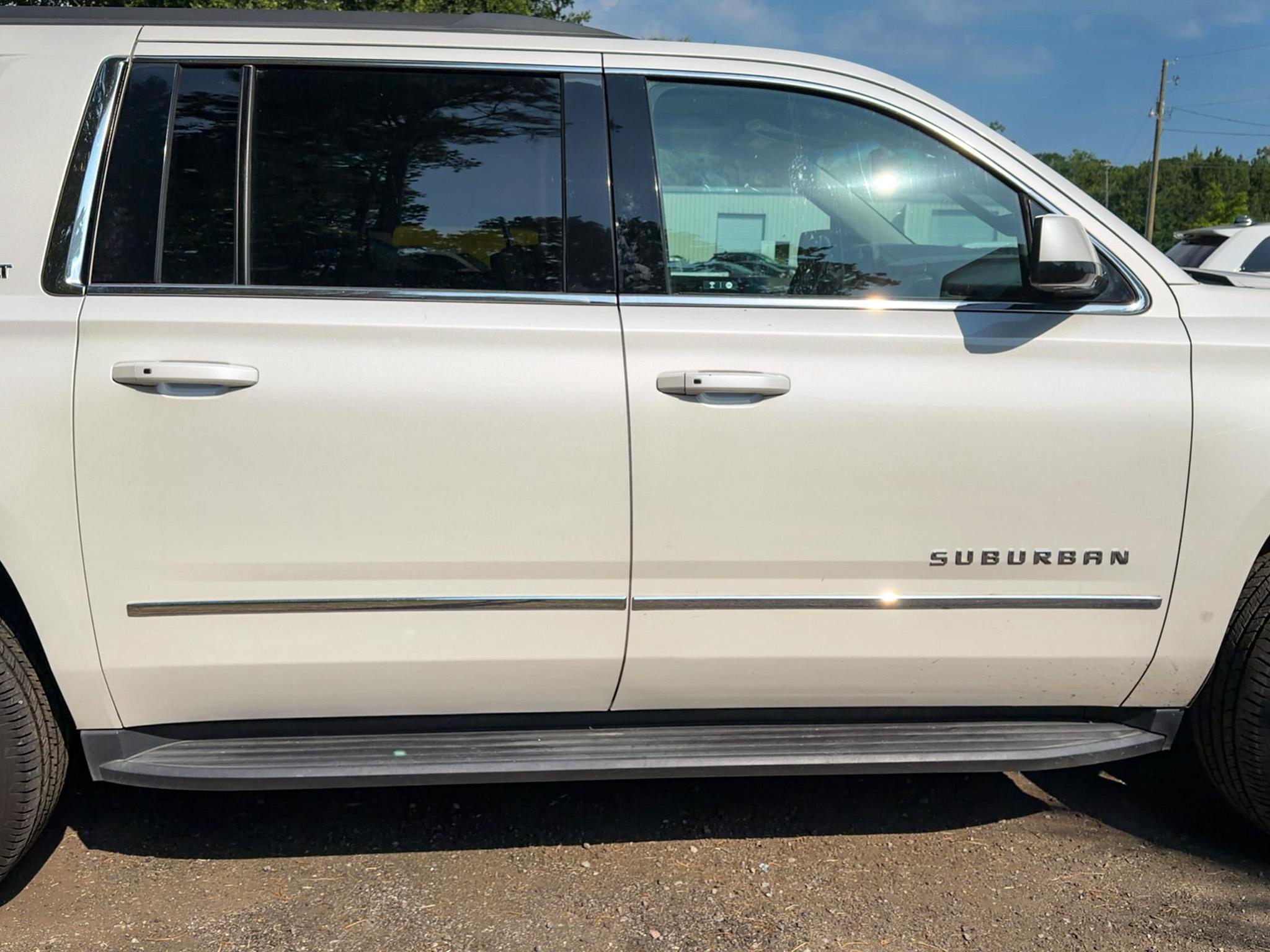 Chevrolet Suburban  2019
