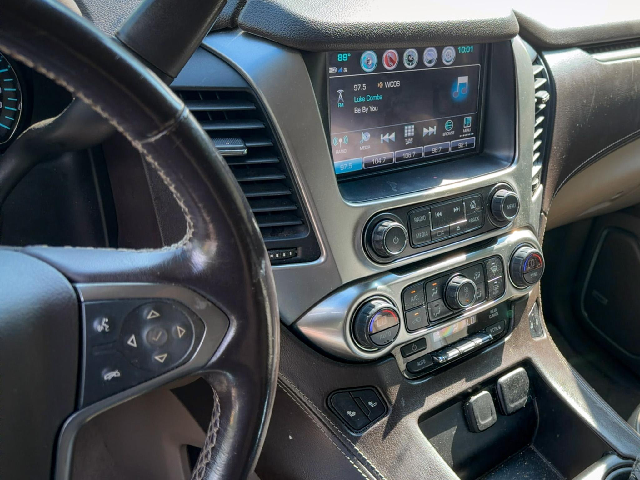 Chevrolet Suburban  2019