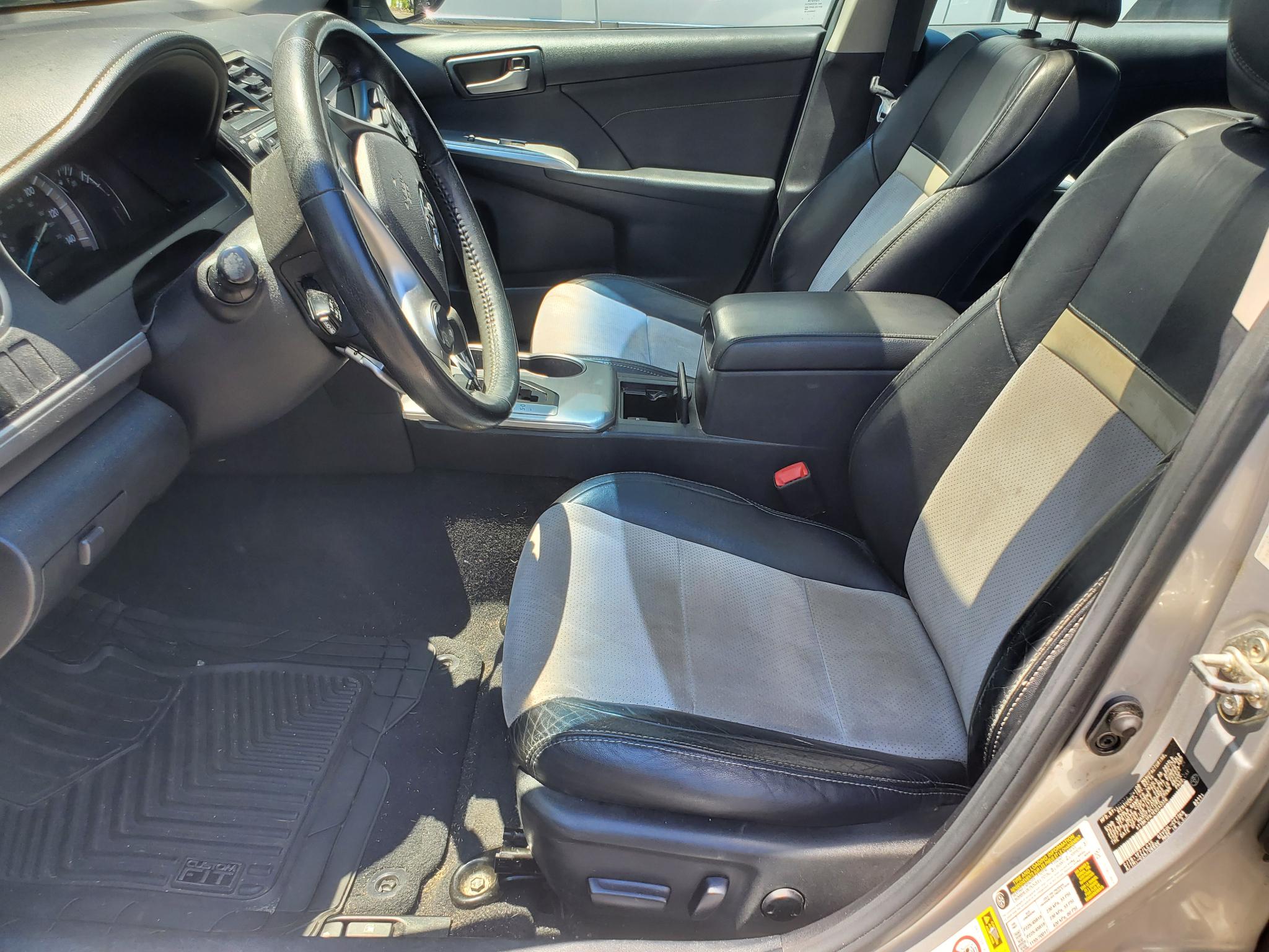 Toyota Camry 4dr Sdn V6 Auto SE (Natl) *Ltd Avail* 2014
