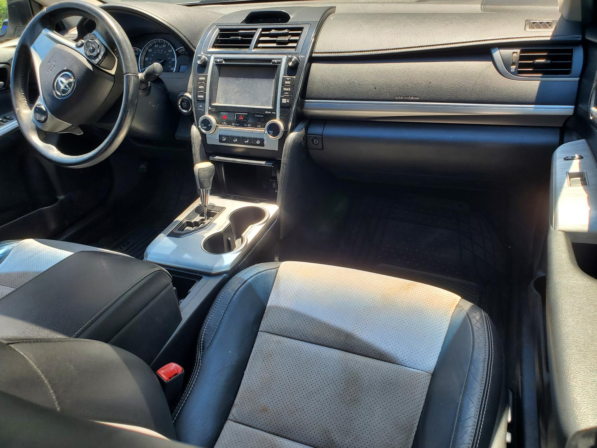 Toyota Camry 4dr Sdn V6 Auto SE (Natl) *Ltd Avail* 2014