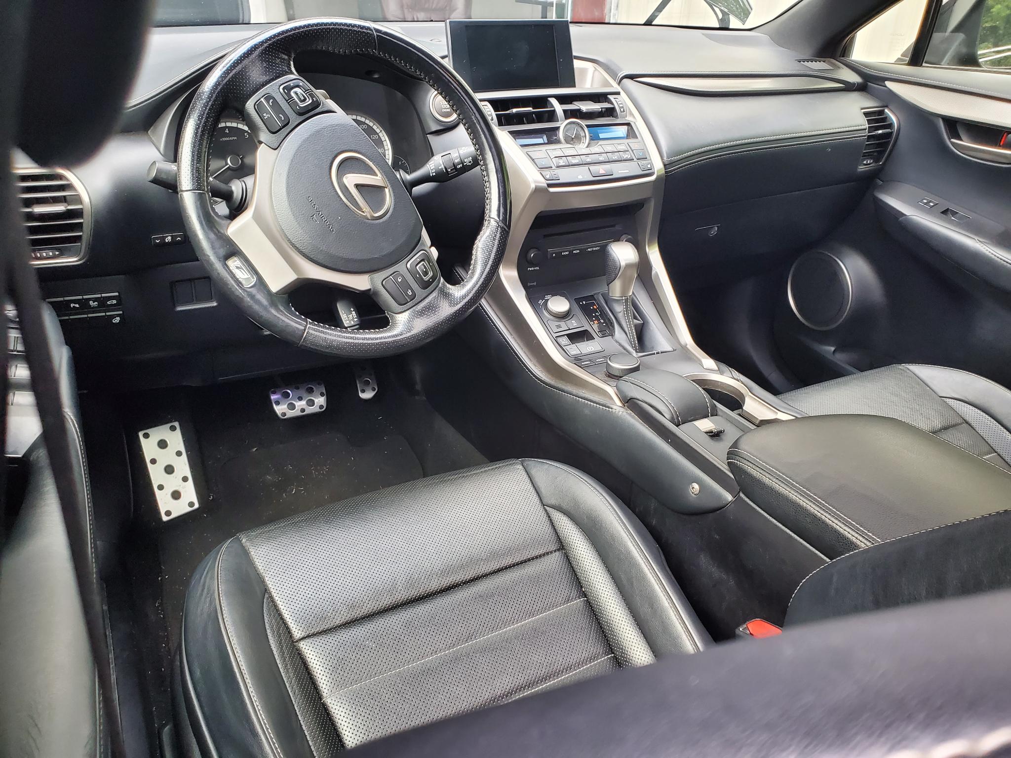 Lexus NX NX Turbo FWD 2017