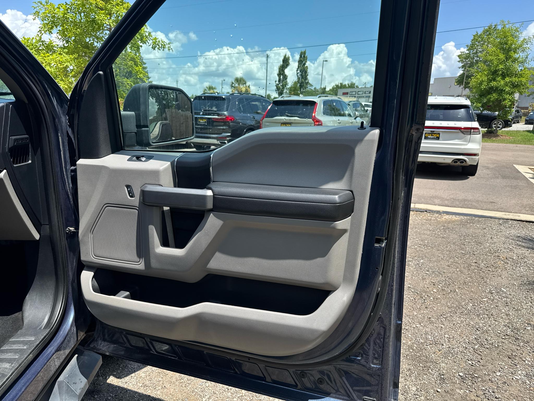 Ford F-150  2019