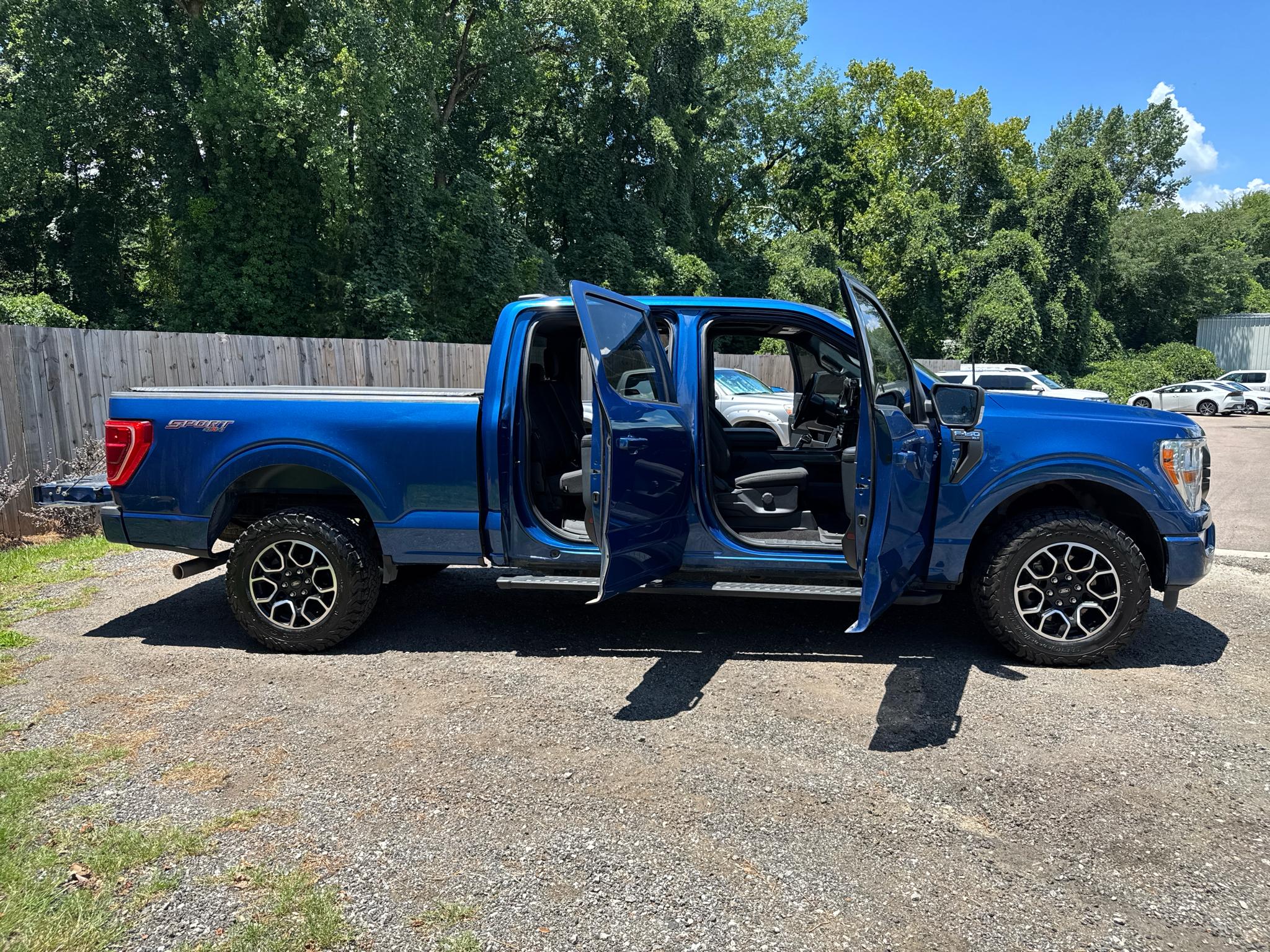 Ford F-150 4WD SuperCrew 157" XLT 2022