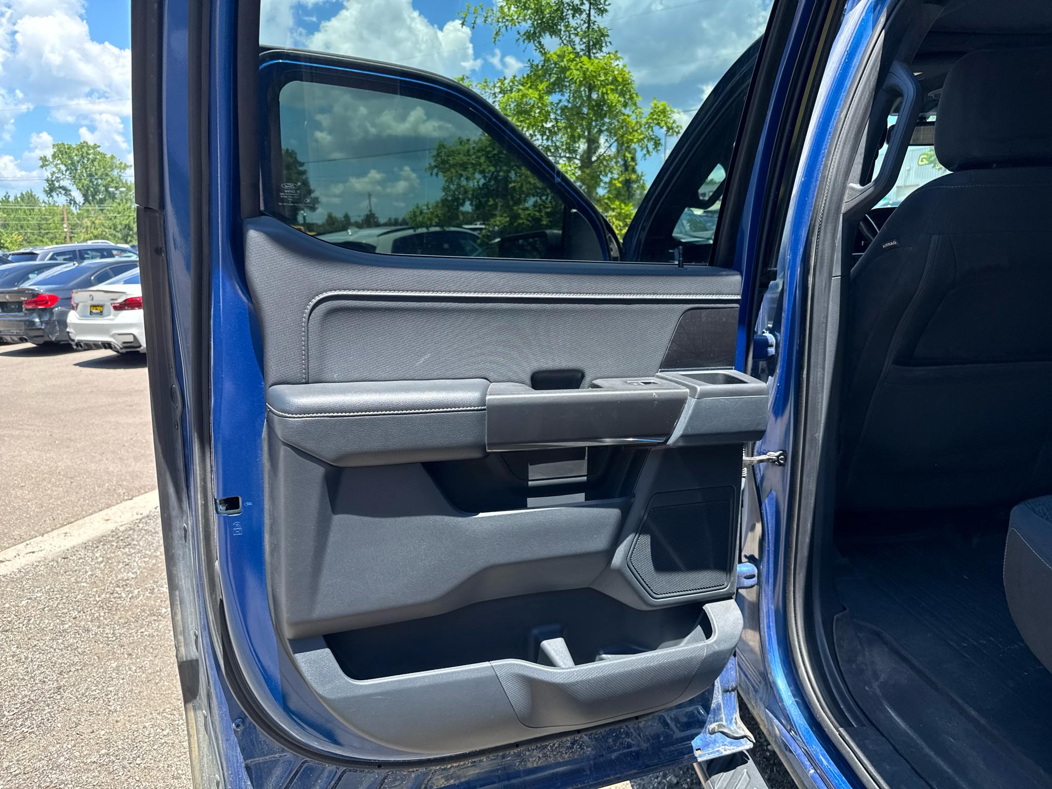 Ford F-150 4WD SuperCrew 157" XLT 2022