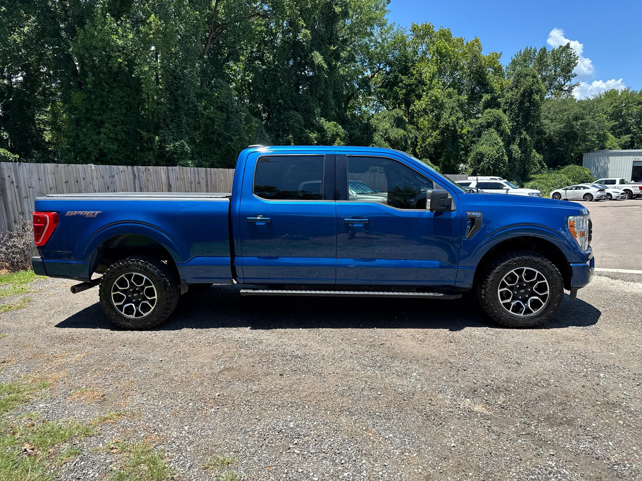 Ford F-150 4WD SuperCrew 157" XLT 2022