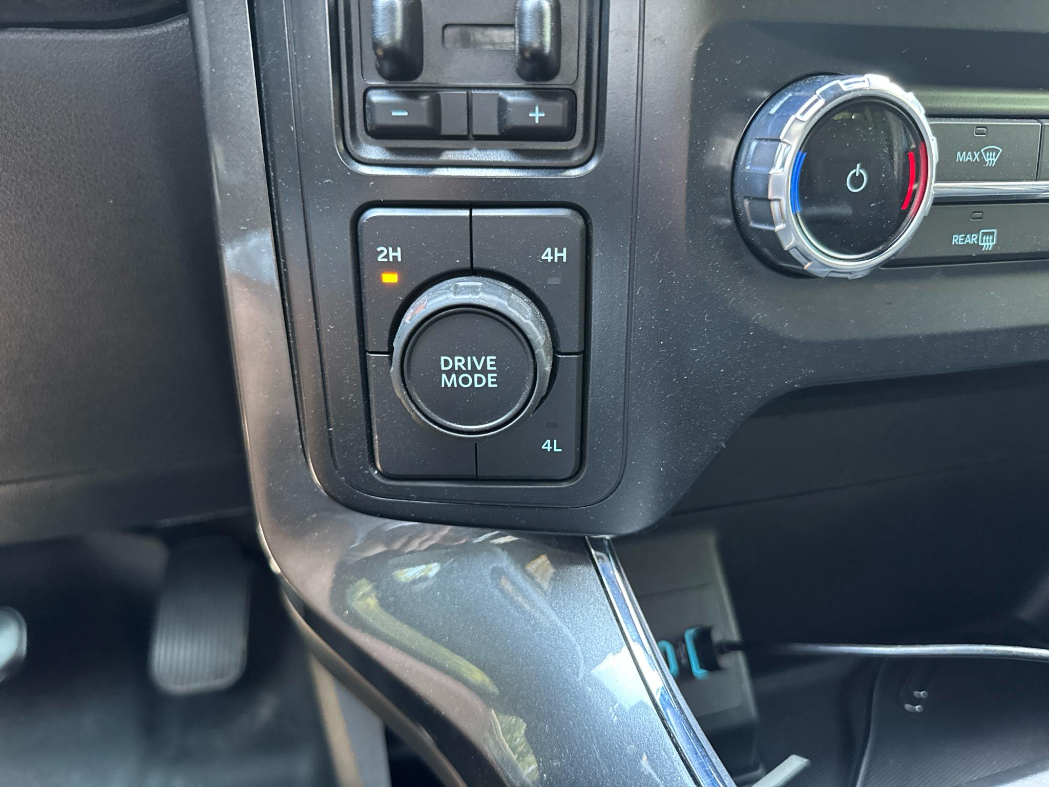Ford F-150 4WD SuperCrew 157" XLT 2022